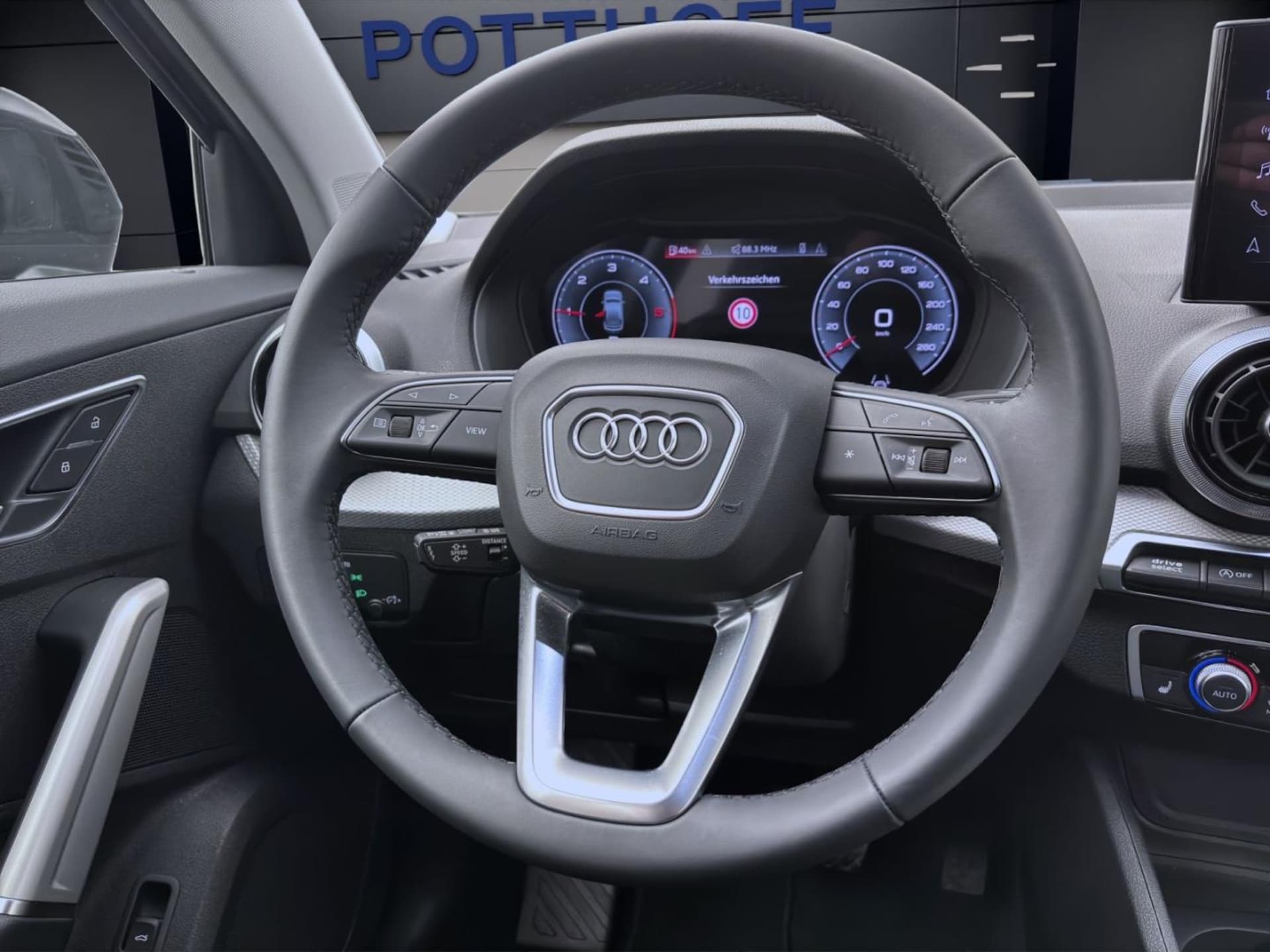 Audi Q2 Advanced