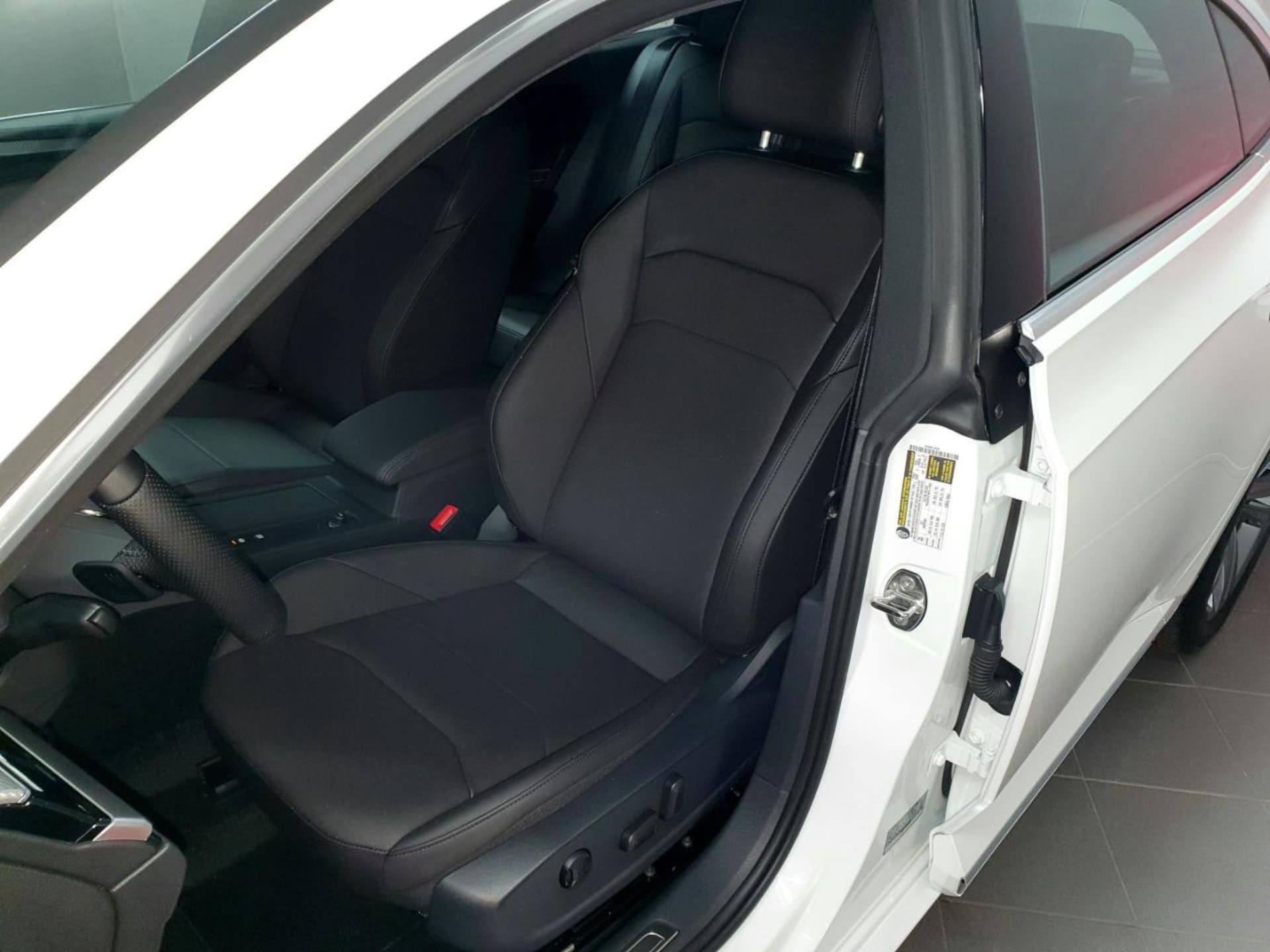 Volkswagen Arteon Basis-Modell