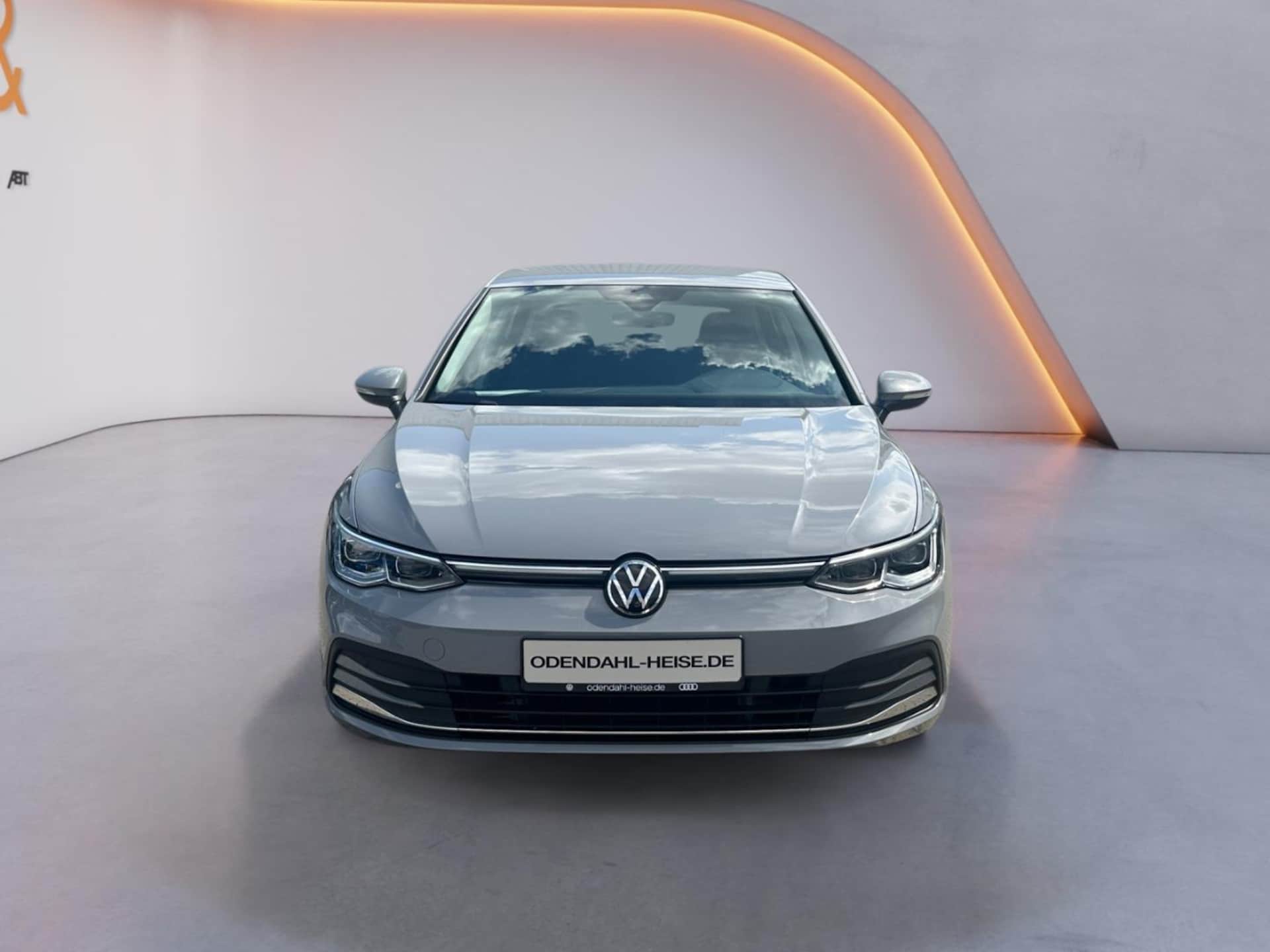 Volkswagen Golf Style