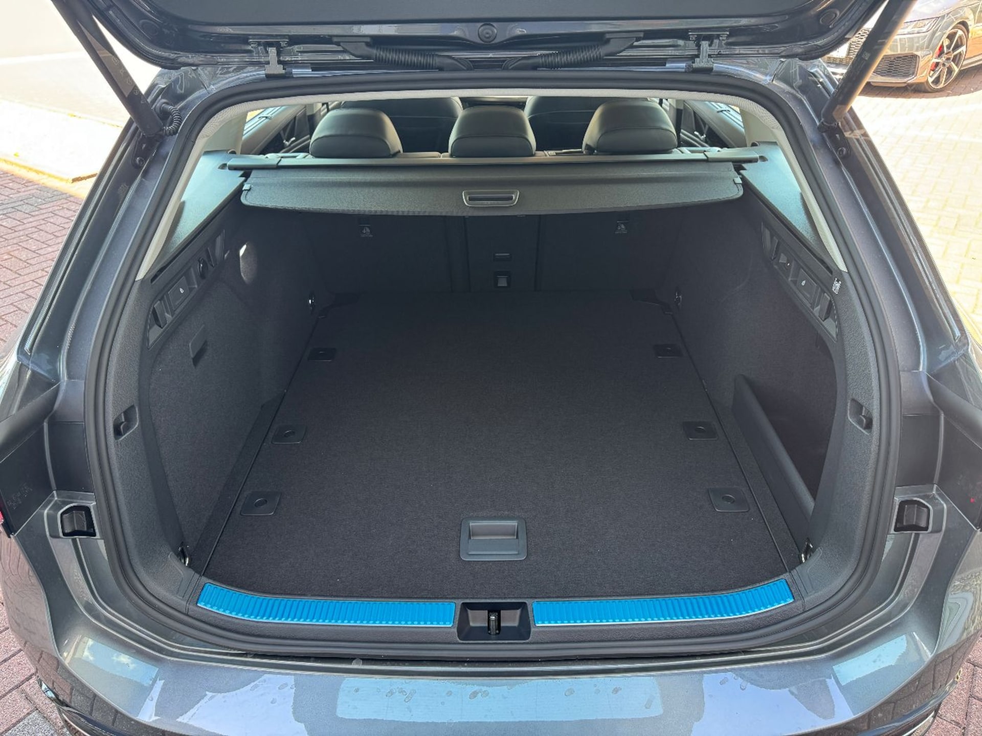 Volkswagen Passat Elegance