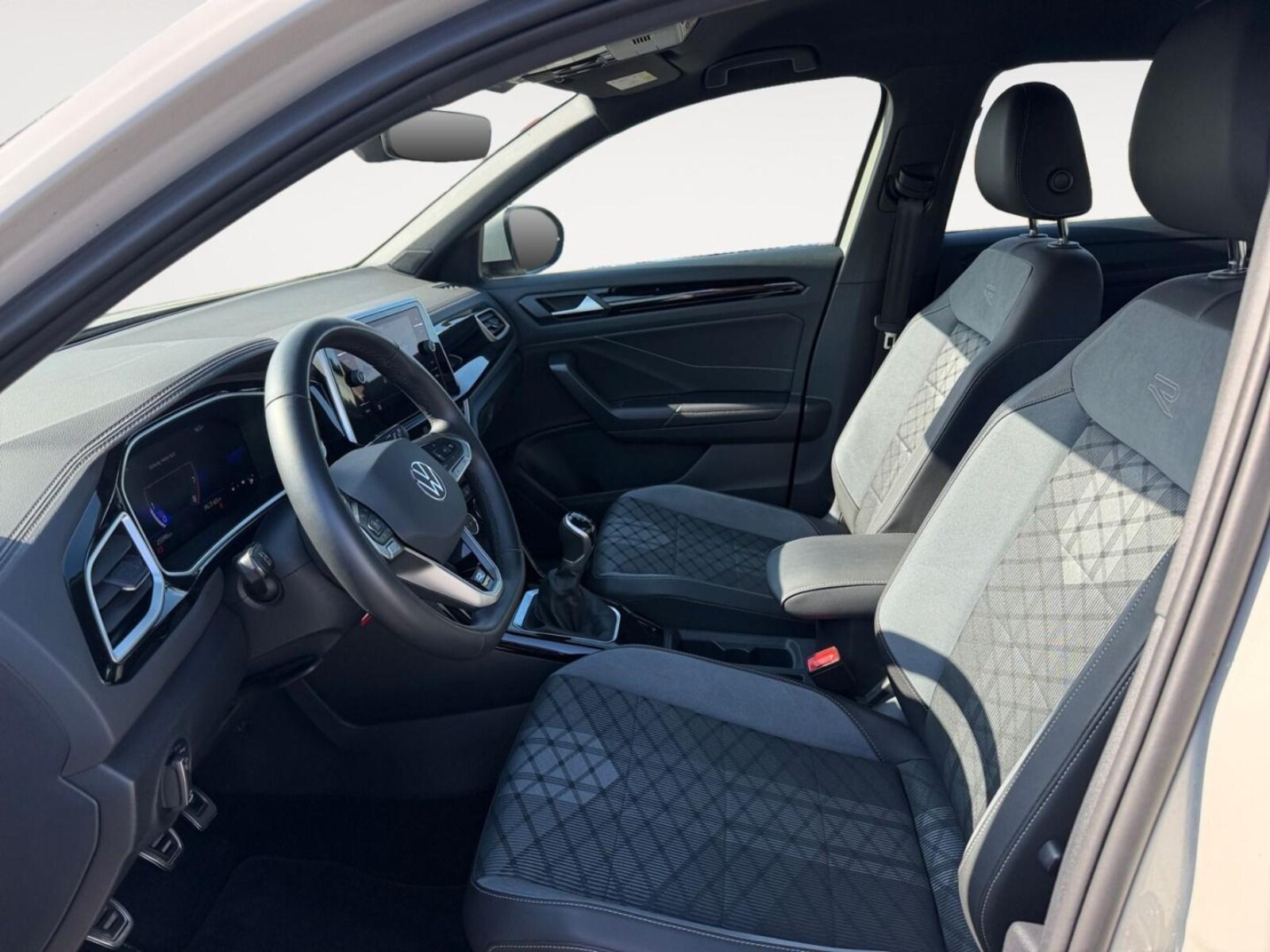 Volkswagen T-Roc – Bild 10