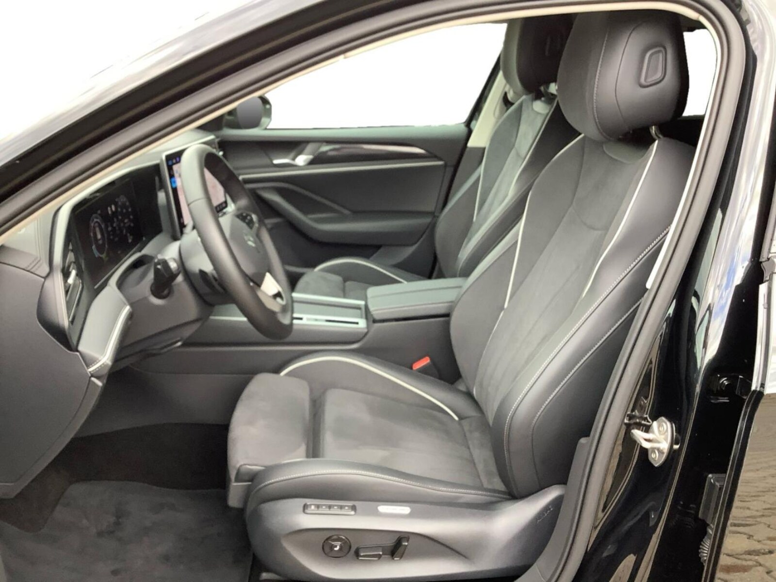 Volkswagen Passat – Bild 8