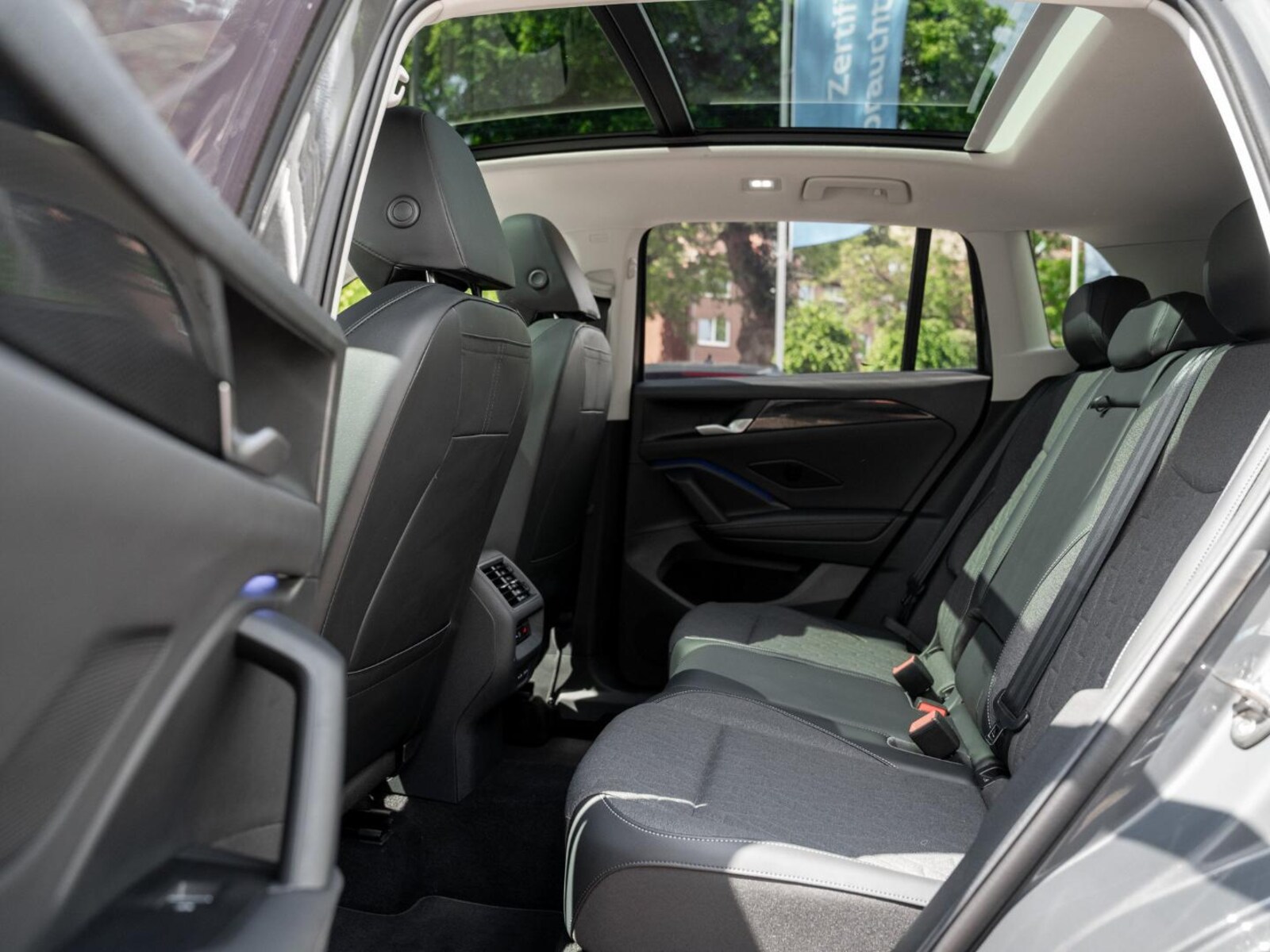 Volkswagen Tiguan – Bild 8