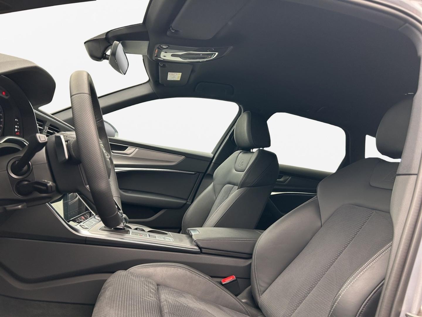 Bild über Audi A6 Avant TFSI e S line 55 TFSI e quattro S tronic - für weitere Informationen kontaktieren Sie den Audi Partner