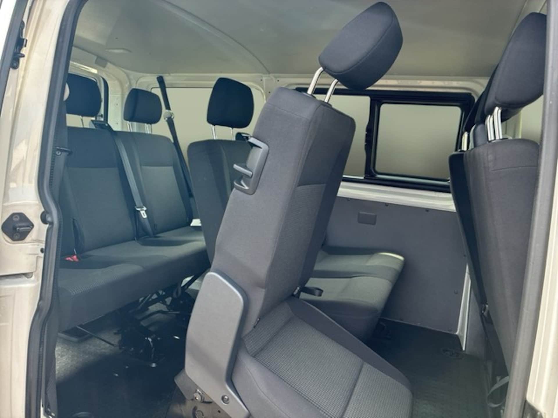 Volkswagen T6.1 Transporter Kombi kurzer Radstand