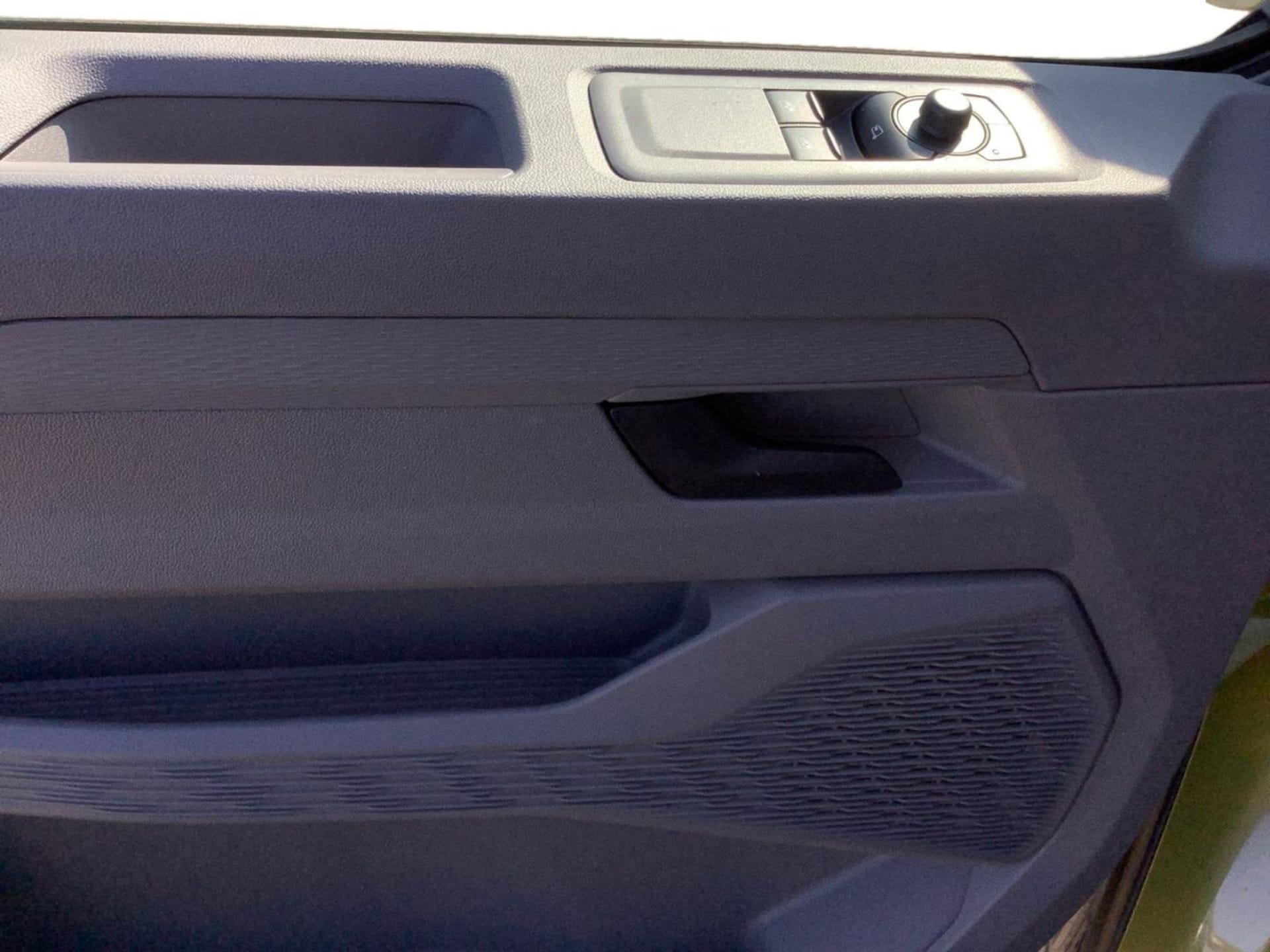 Volkswagen Transporter Kasten kurzer Radstand