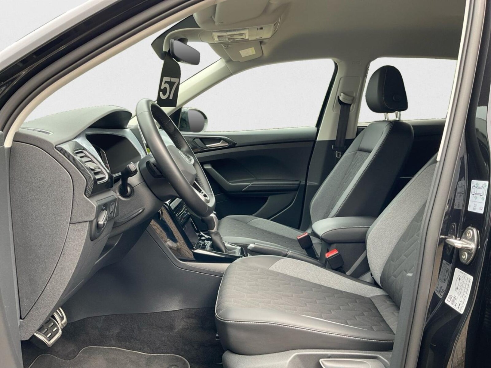 Volkswagen T-Cross – Bild 10