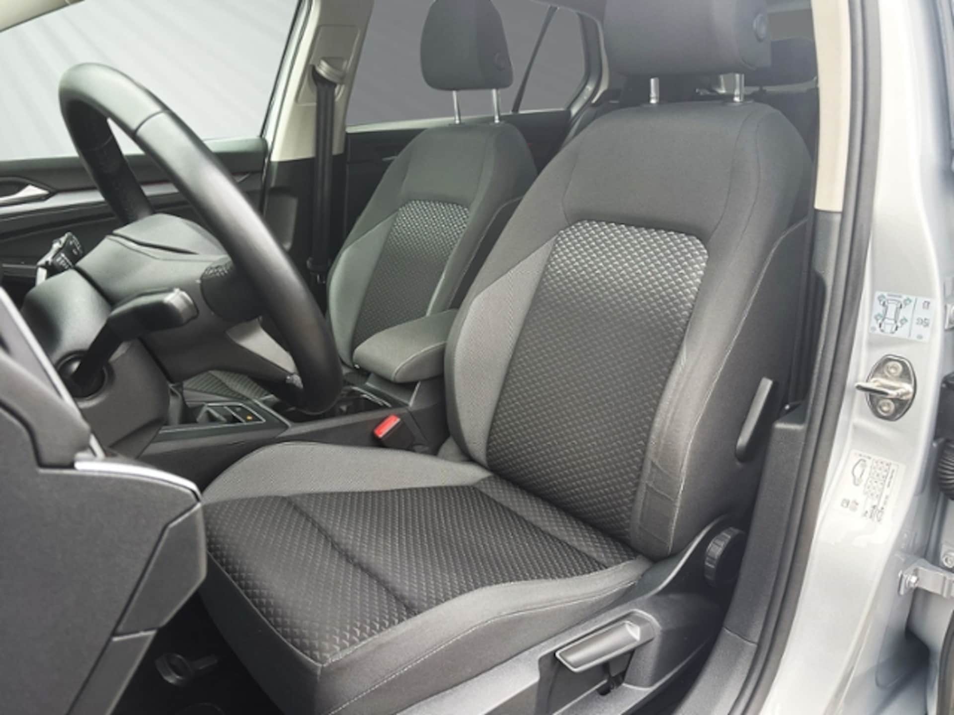 Volkswagen Golf Active