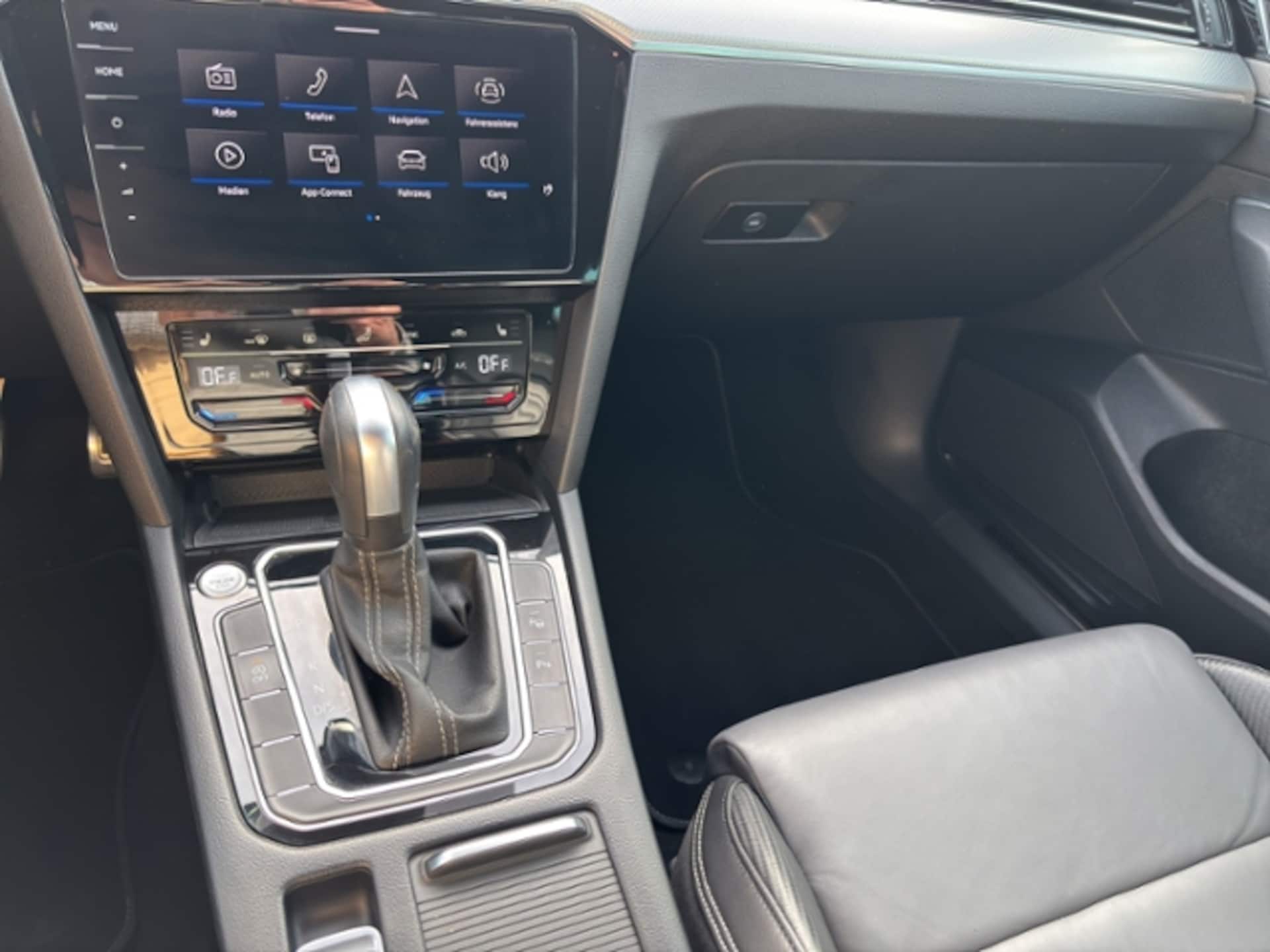 Volkswagen Passat Variant Elegance