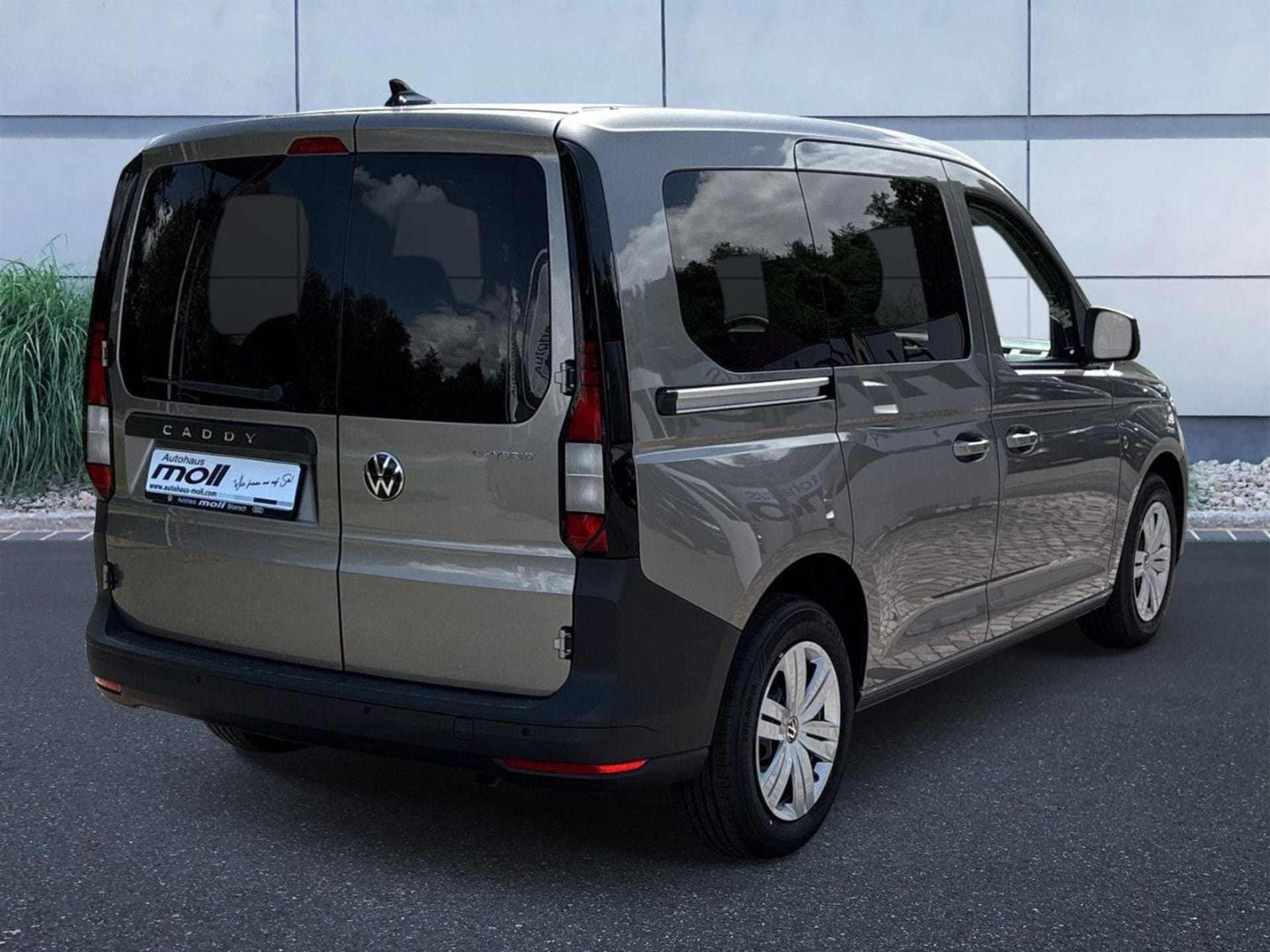 Volkswagen Caddy Basis-Modell