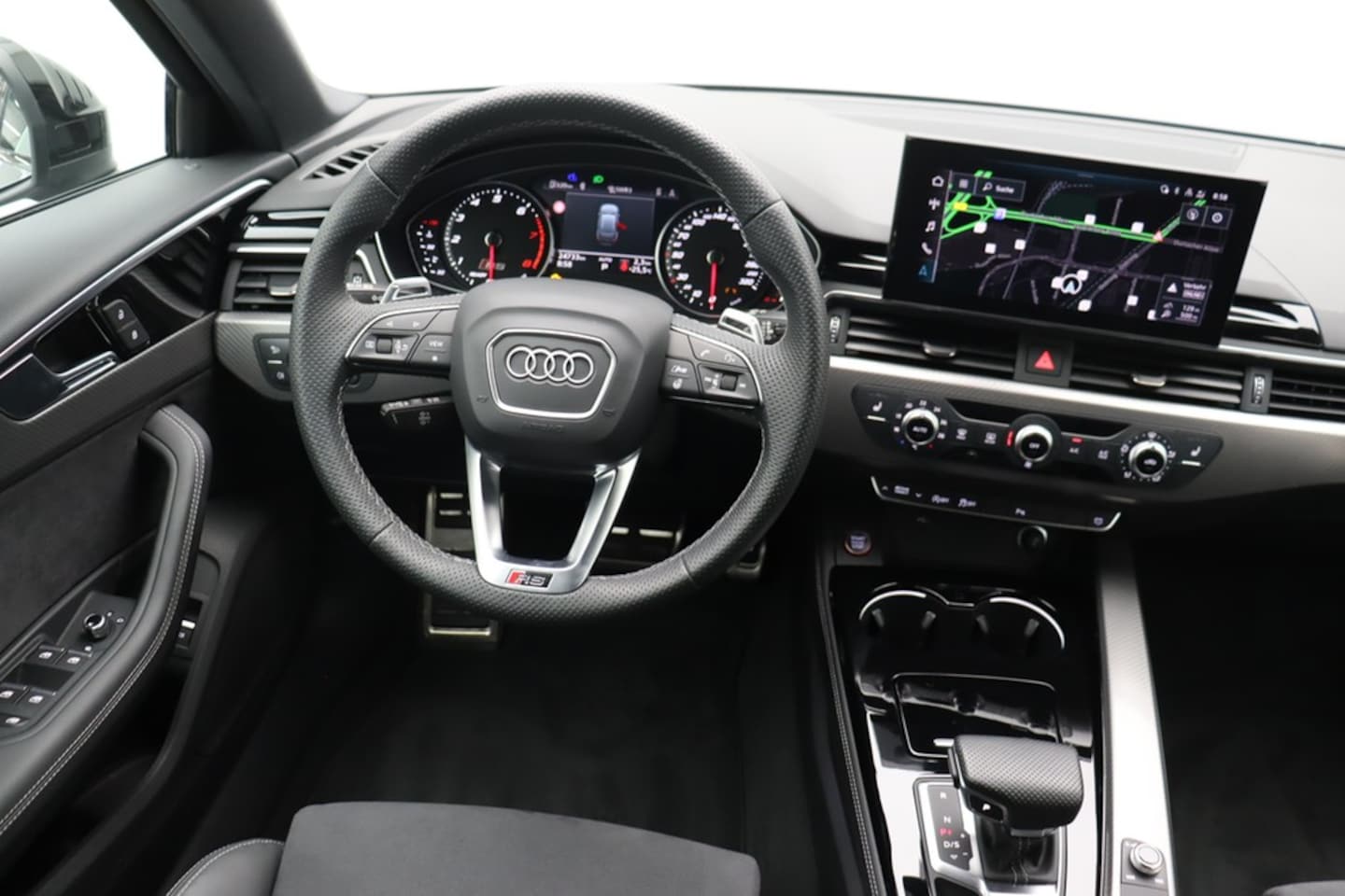 Bild über Audi RS 4 Avant TFSI quattro tiptronic - für weitere Informationen kontaktieren Sie den Audi Partner