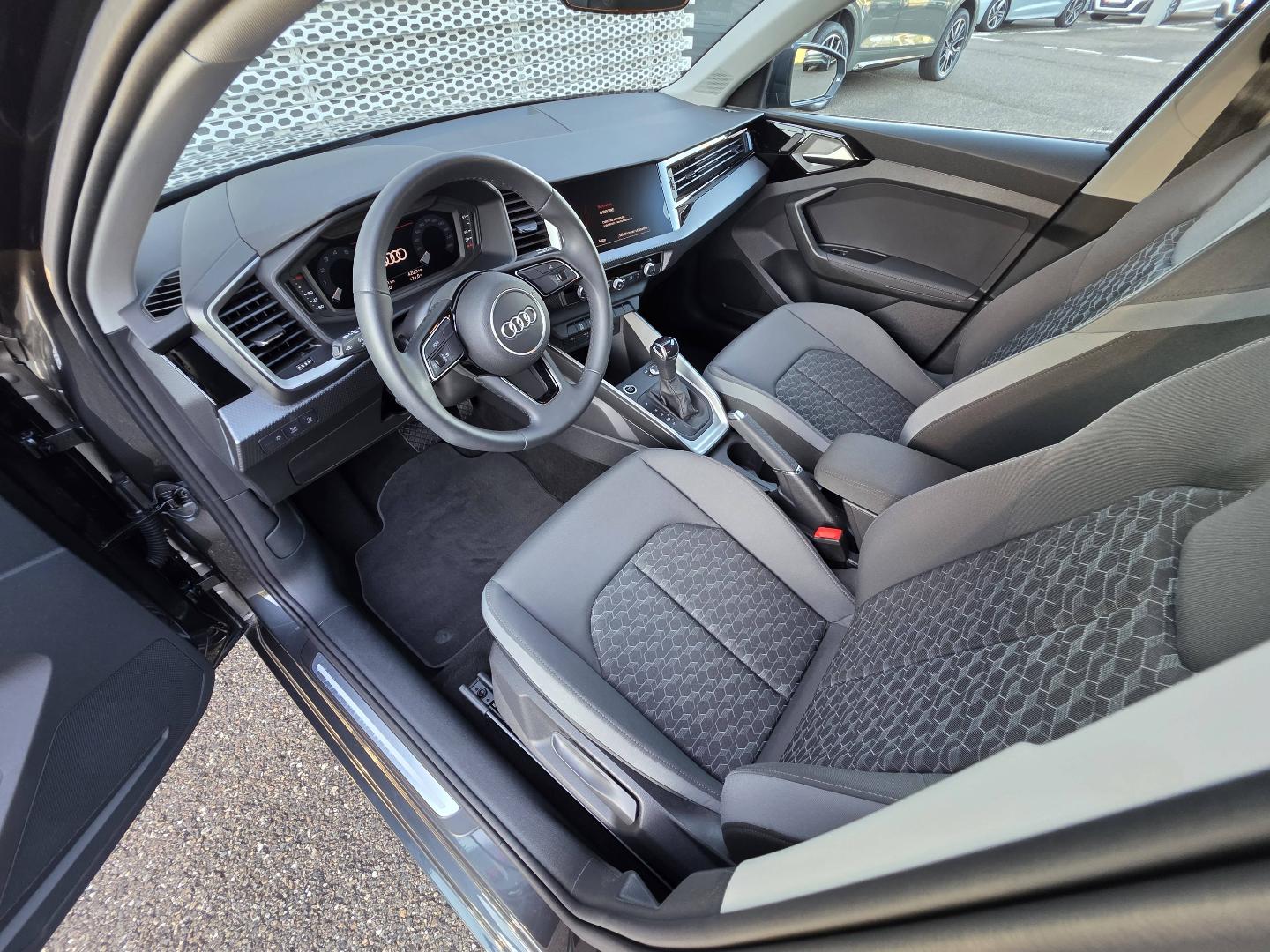 Image about Audi A1 Sportback Advanced 25 TFSI 70 kW (95 ch) S tronic