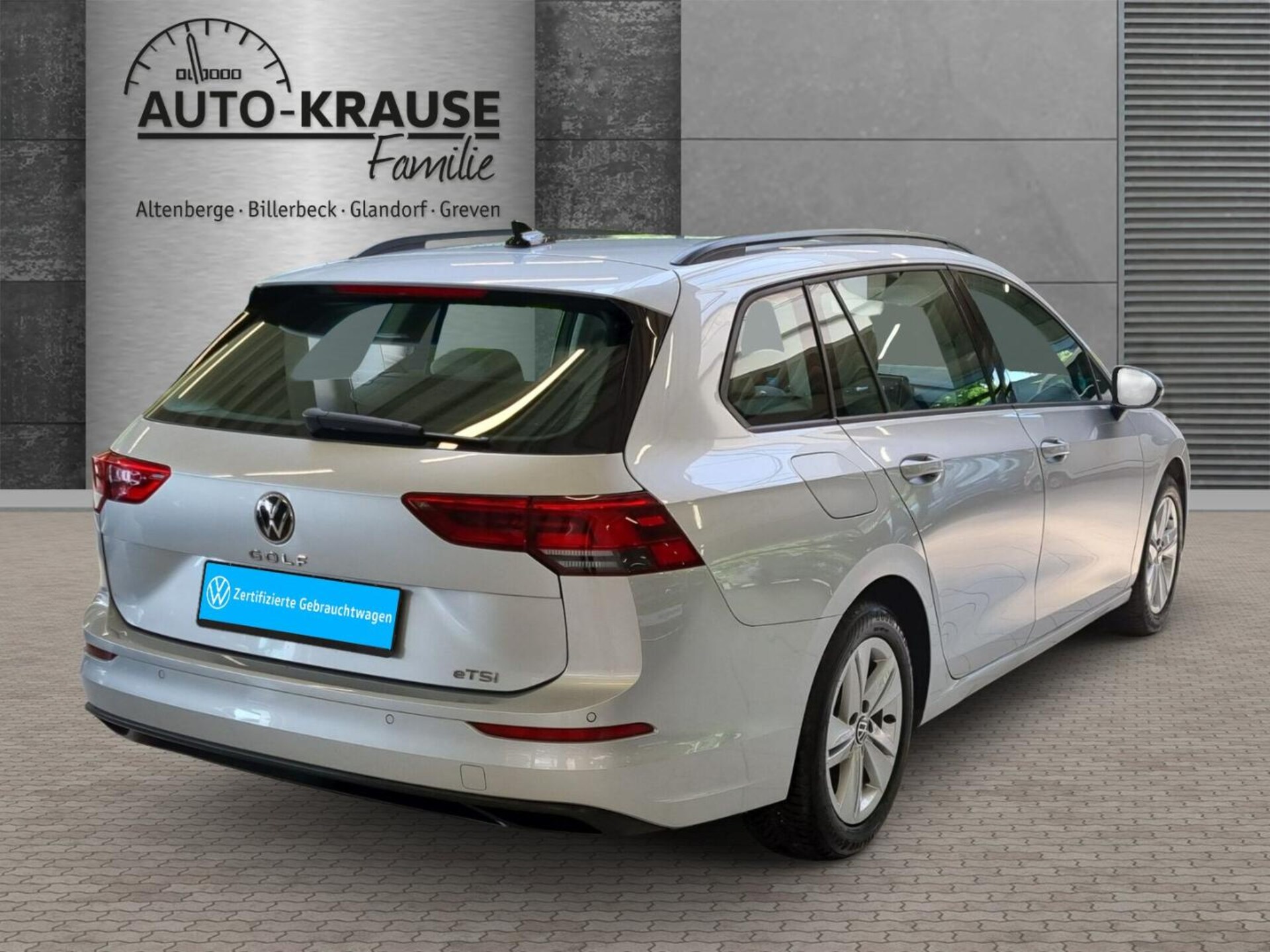 Volkswagen Golf Variant Life