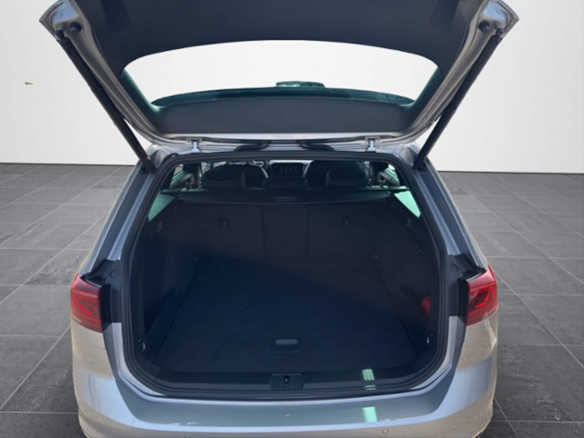 Volkswagen Passat Variant Elegance