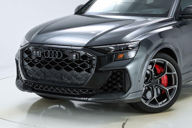 2026 Audi RS Q8 SUV performance