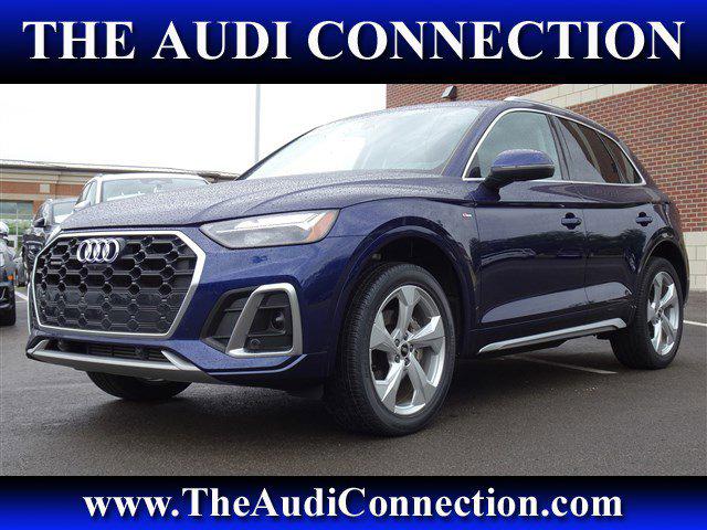 2023 Audi Q5 45 Premium Plus's photo