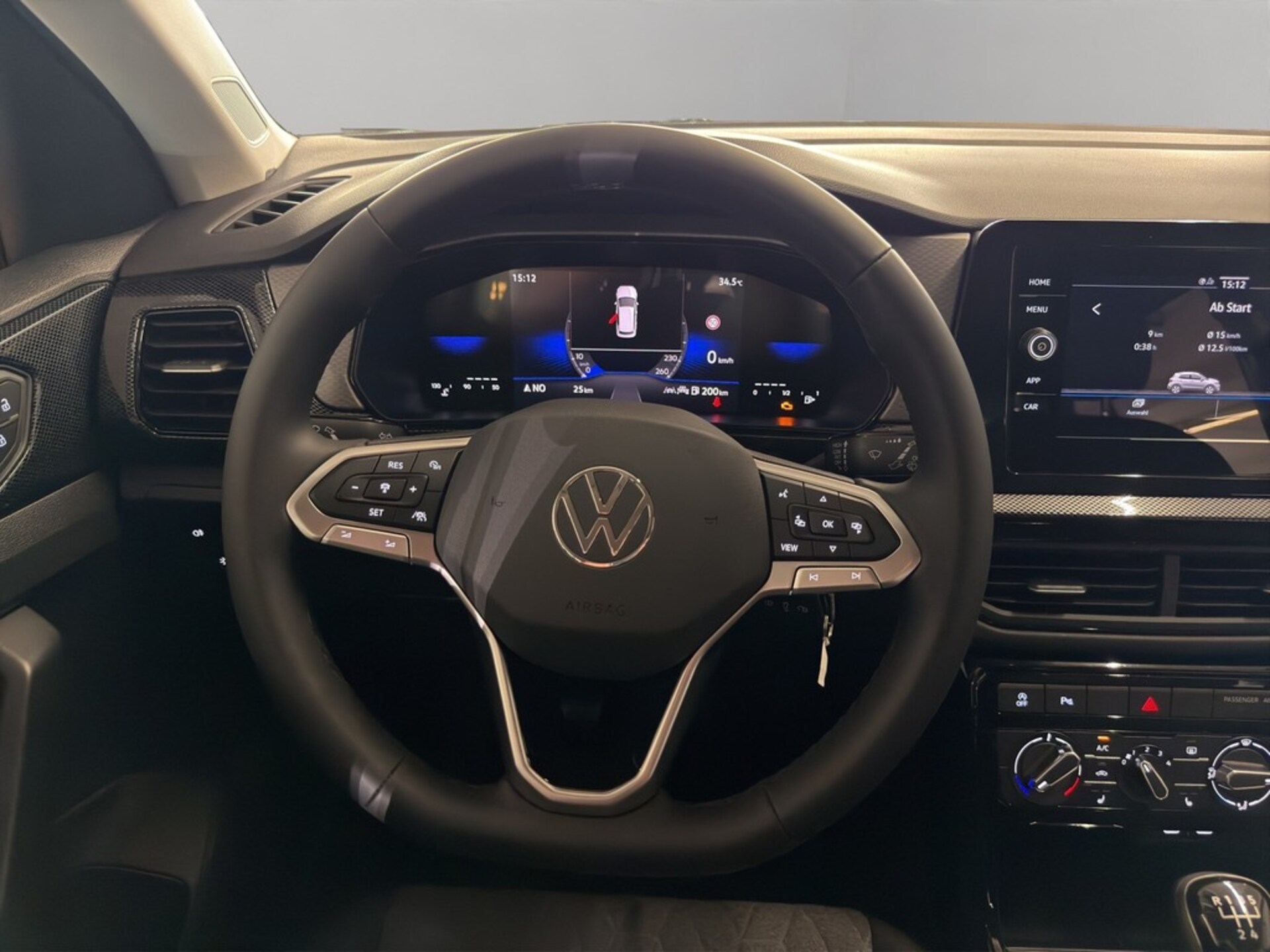 Volkswagen T-Cross Life