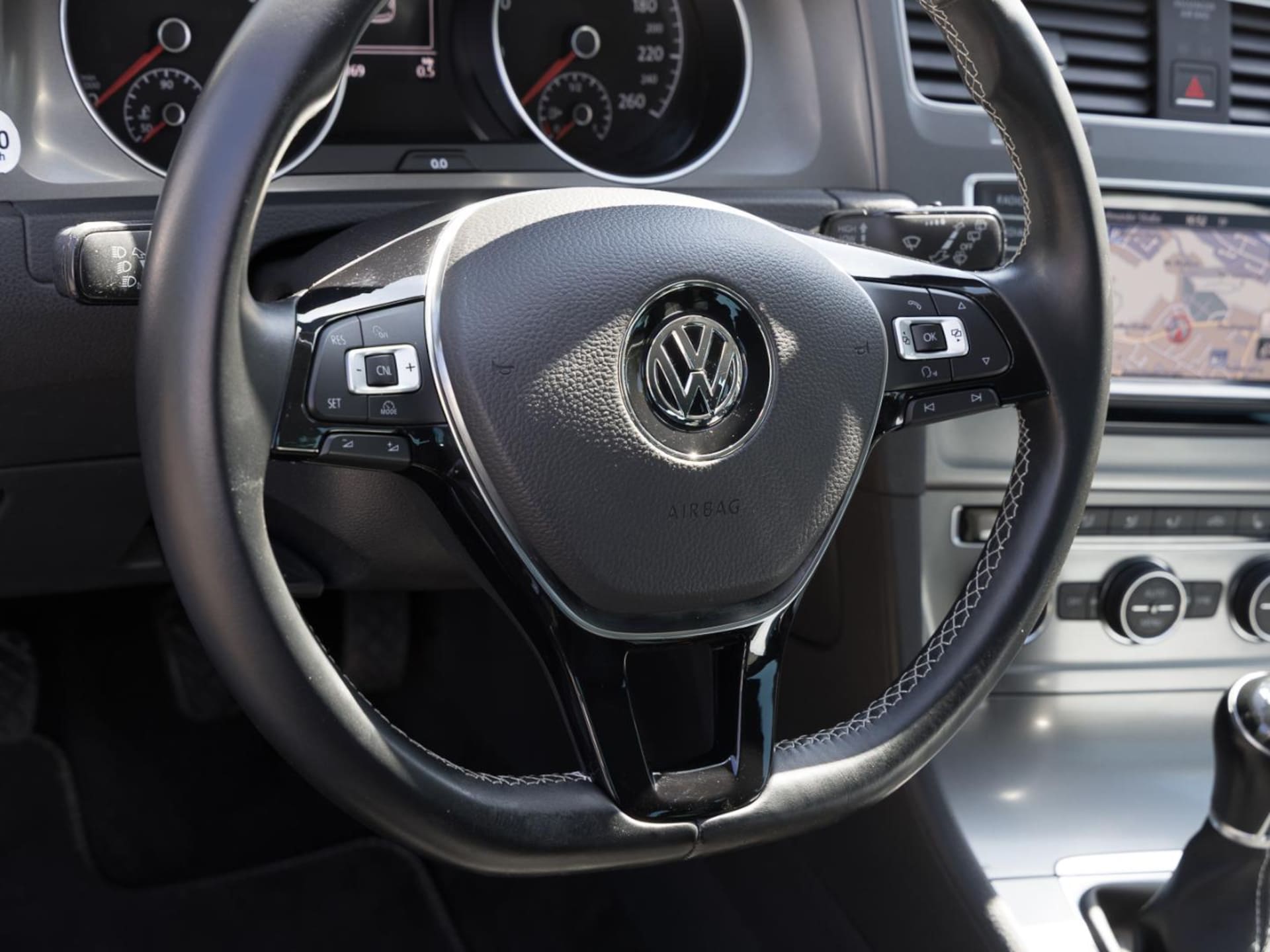 Volkswagen Golf LOUNGE