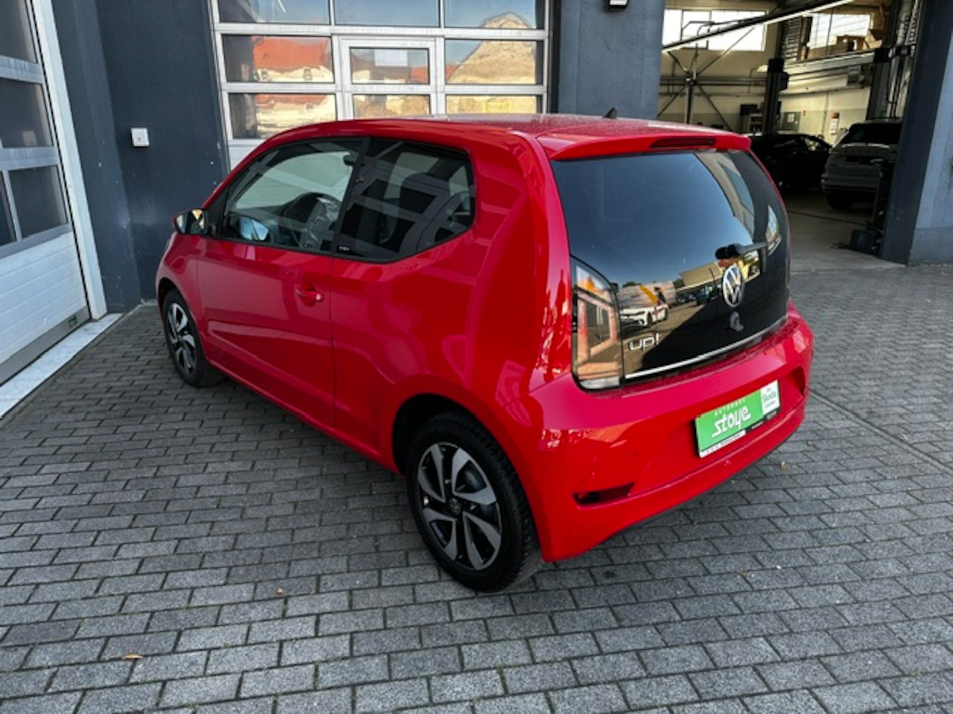 Volkswagen up! ACTIVE