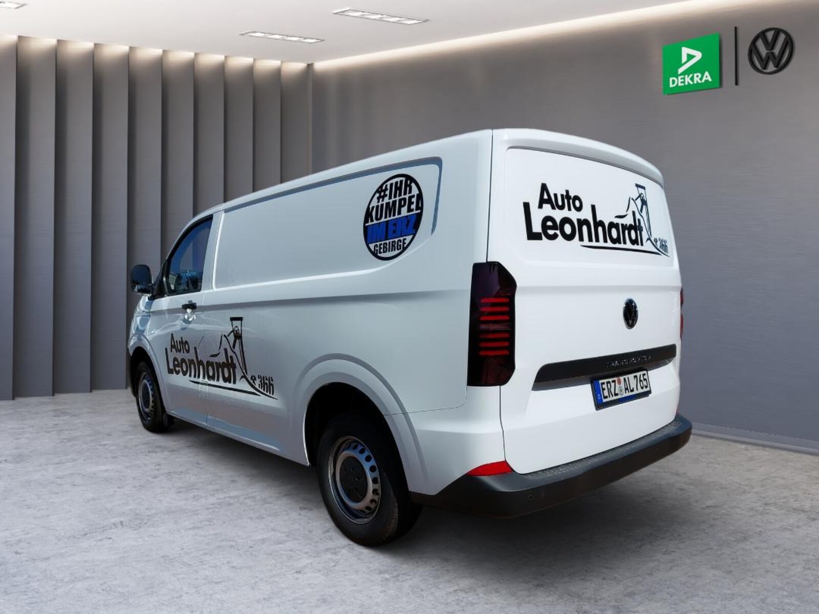 Volkswagen Transporter Kasten kurzer Radstand – Bild 6