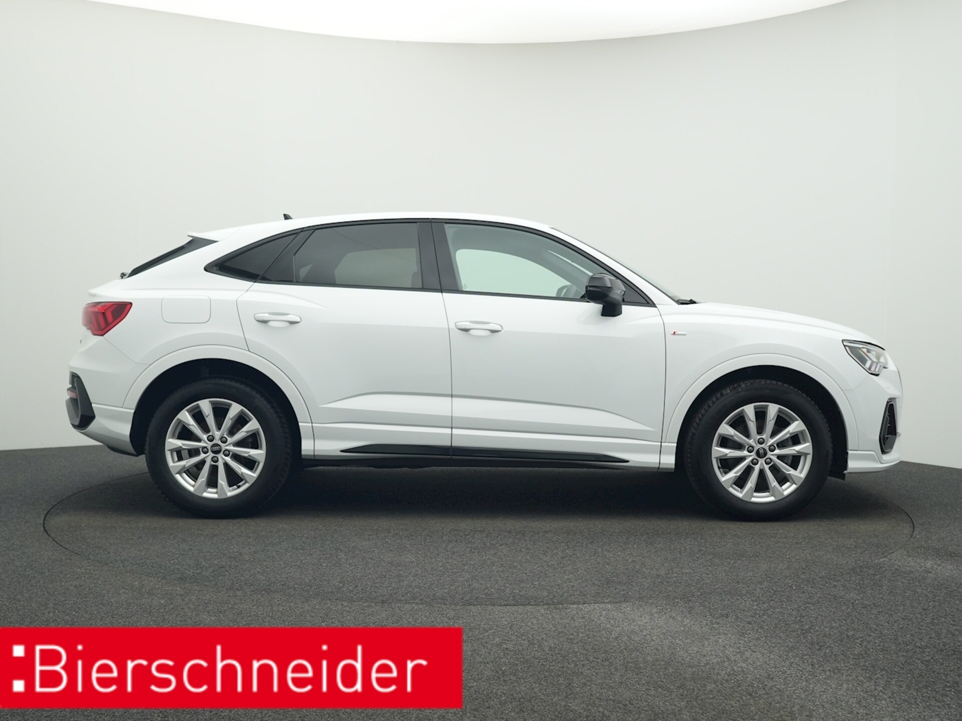Audi Q3 Sportback S line