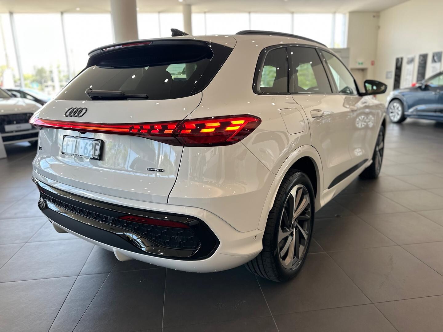 Image about Audi Q5 SUV TDI quattro 150 kW sport