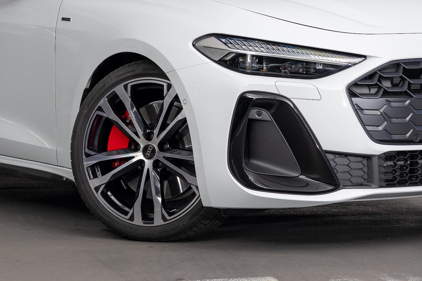 Image about Audi A5 Avant TFSI e e-hybrid quattro 270 kW S tronic