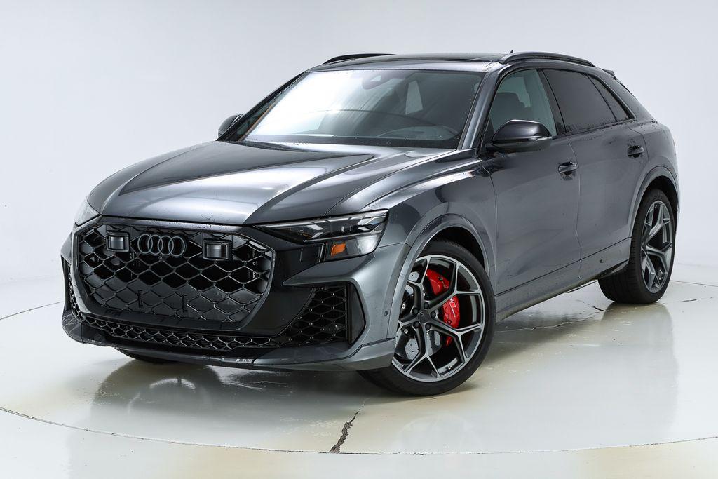 2026 Audi RS Q8 -'s photo