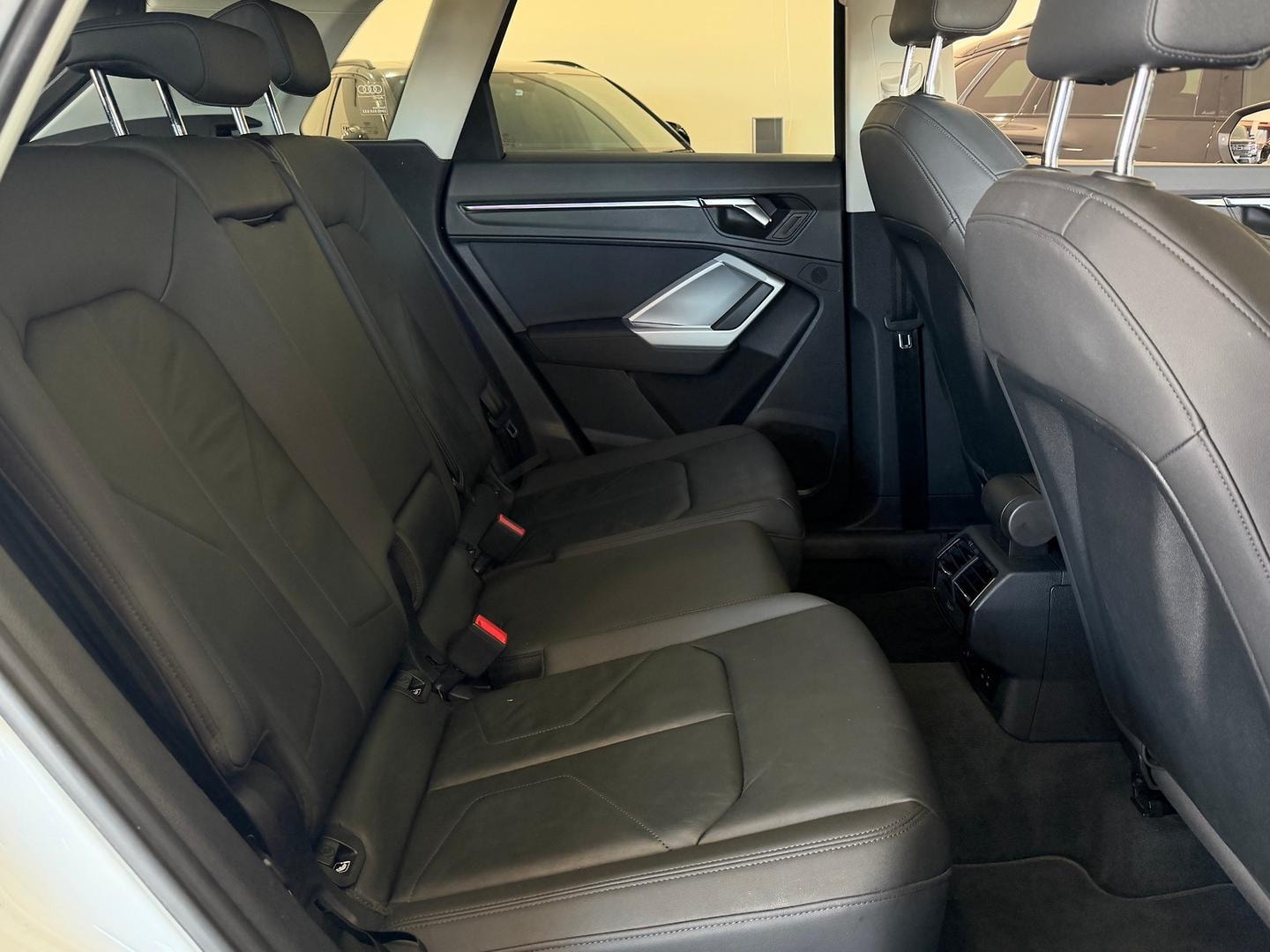 Image about Audi Q3 35 TFSI S tronic