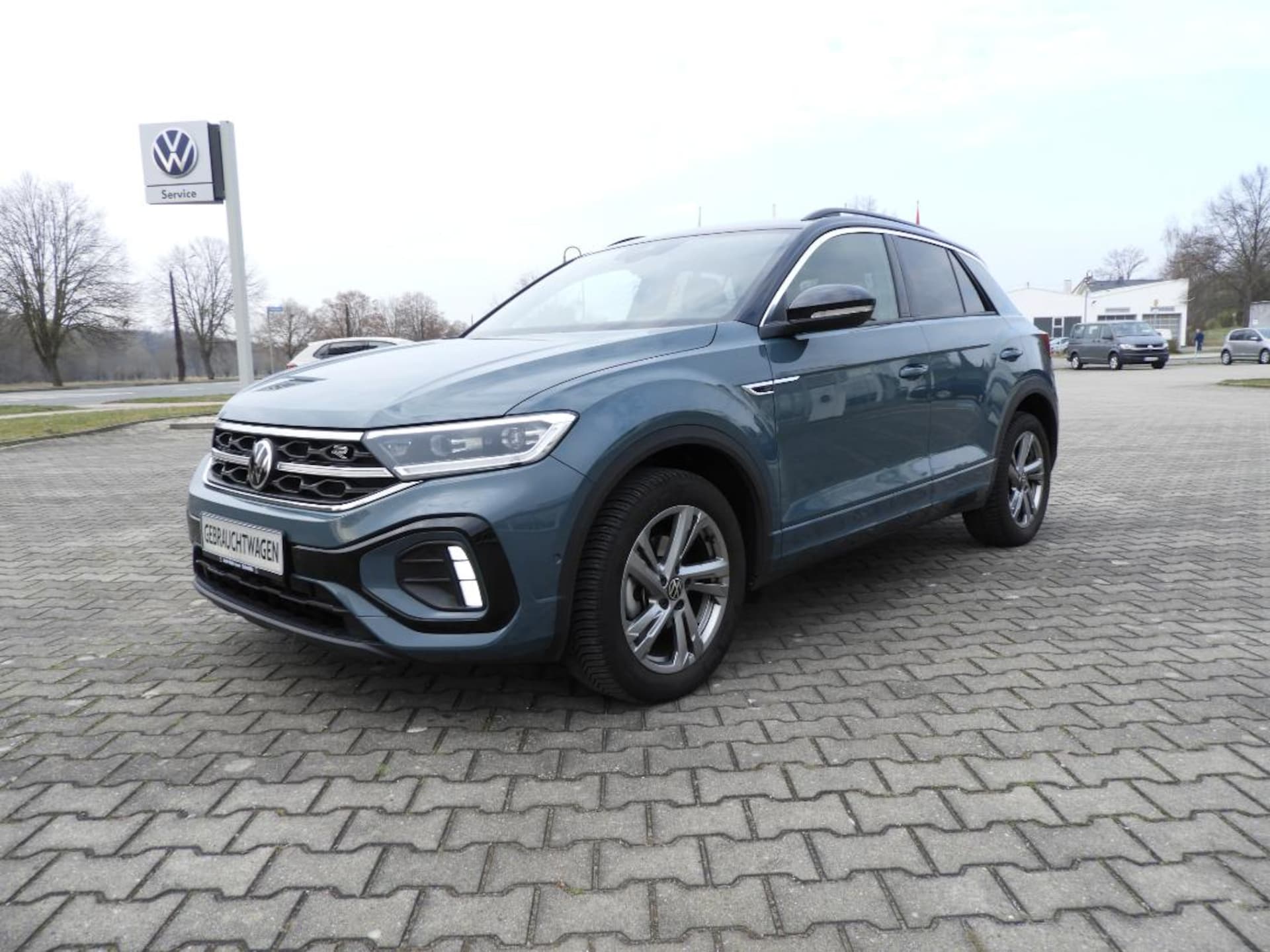 Volkswagen T-Roc 2022 — 1.5l TSI