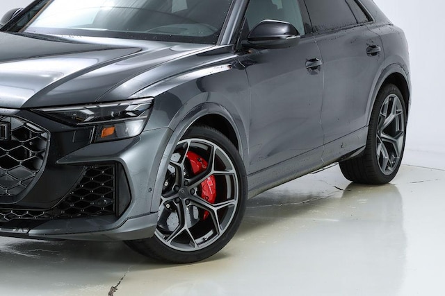 2026 Audi RS Q8 SUV performance