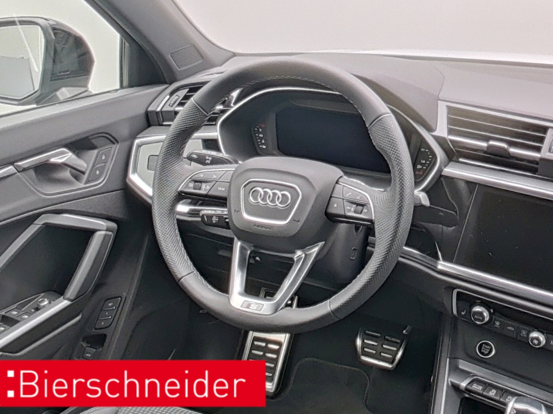 Audi Q3 Sportback S line