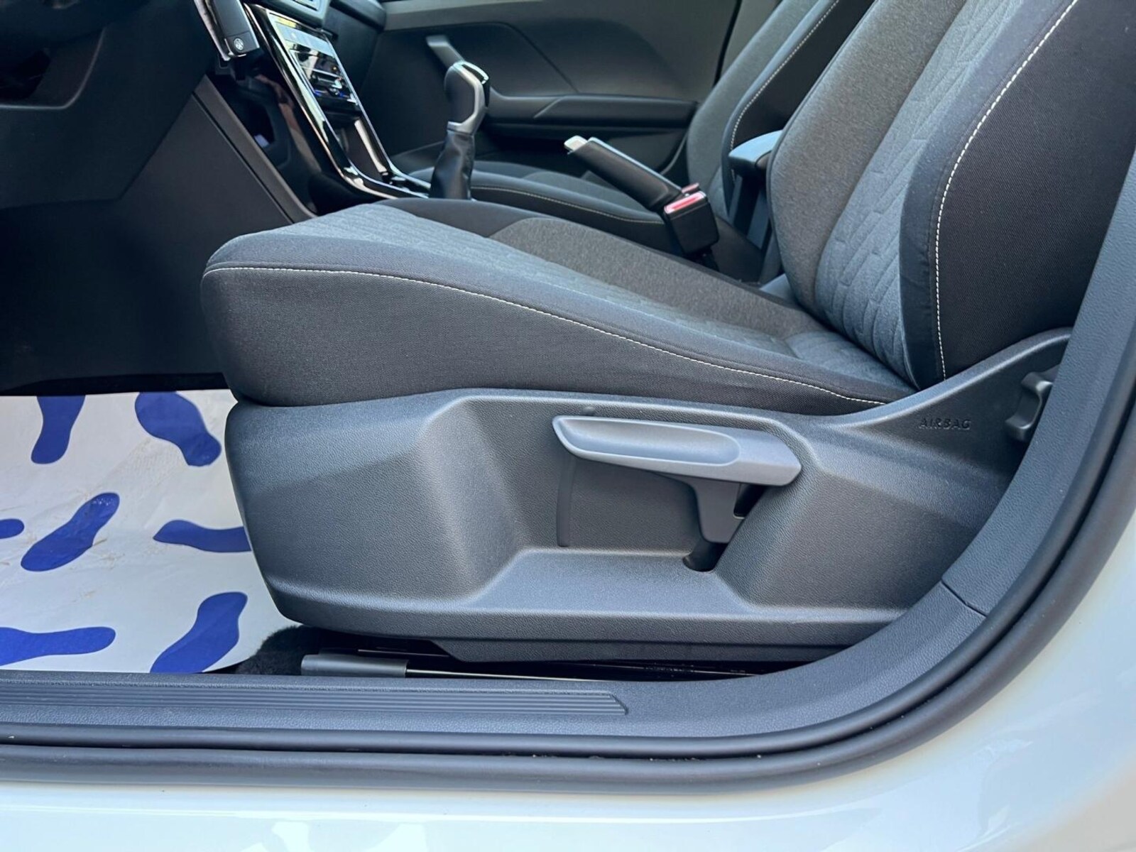 Volkswagen T-Cross – Bild 10