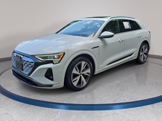 2024 Audi Q8 e-tron