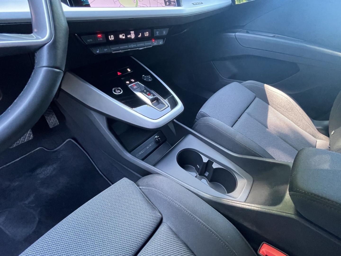 Image about Audi Q4 e-tron 40 e-tron