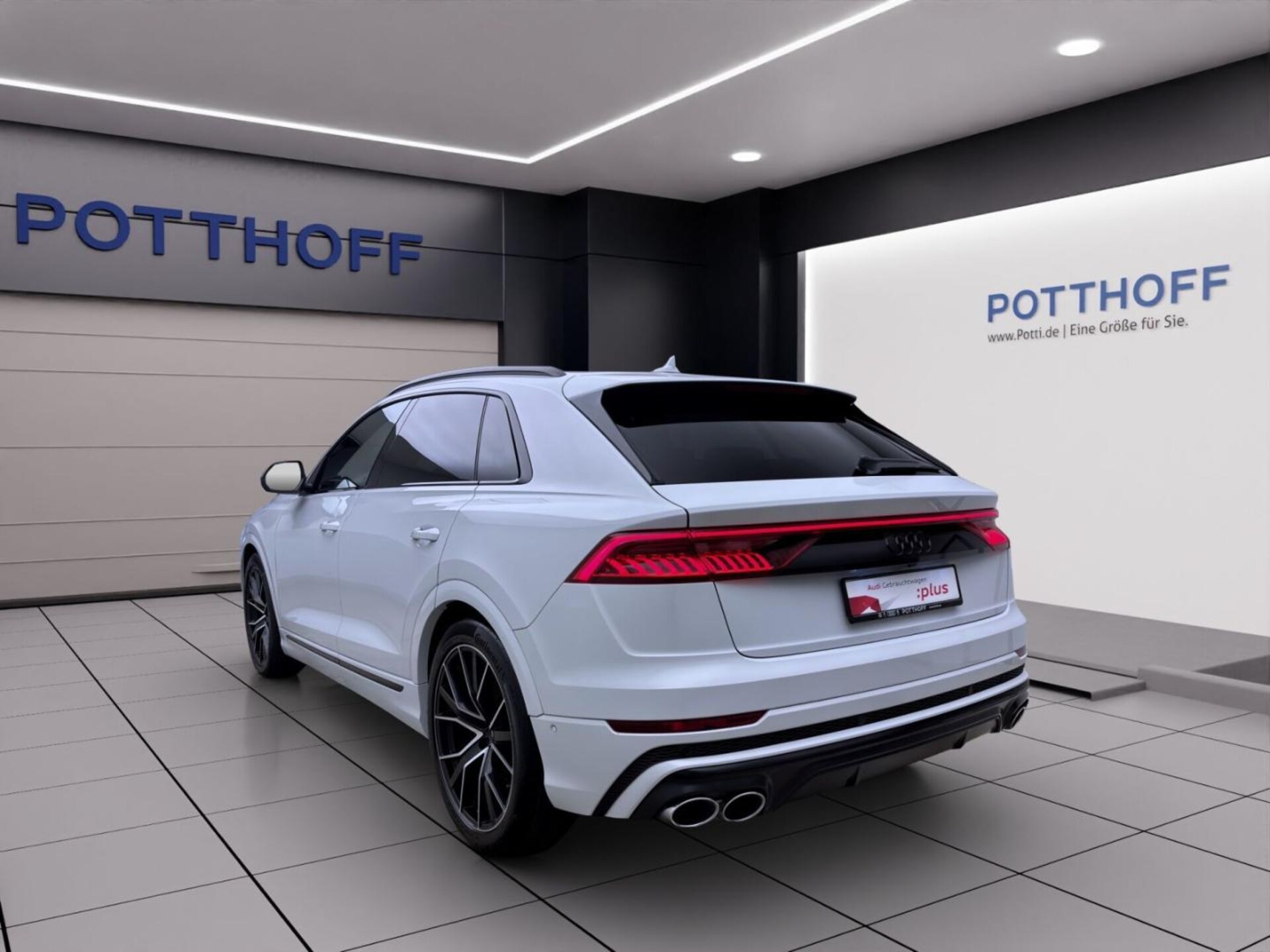 Audi SQ8 SUV