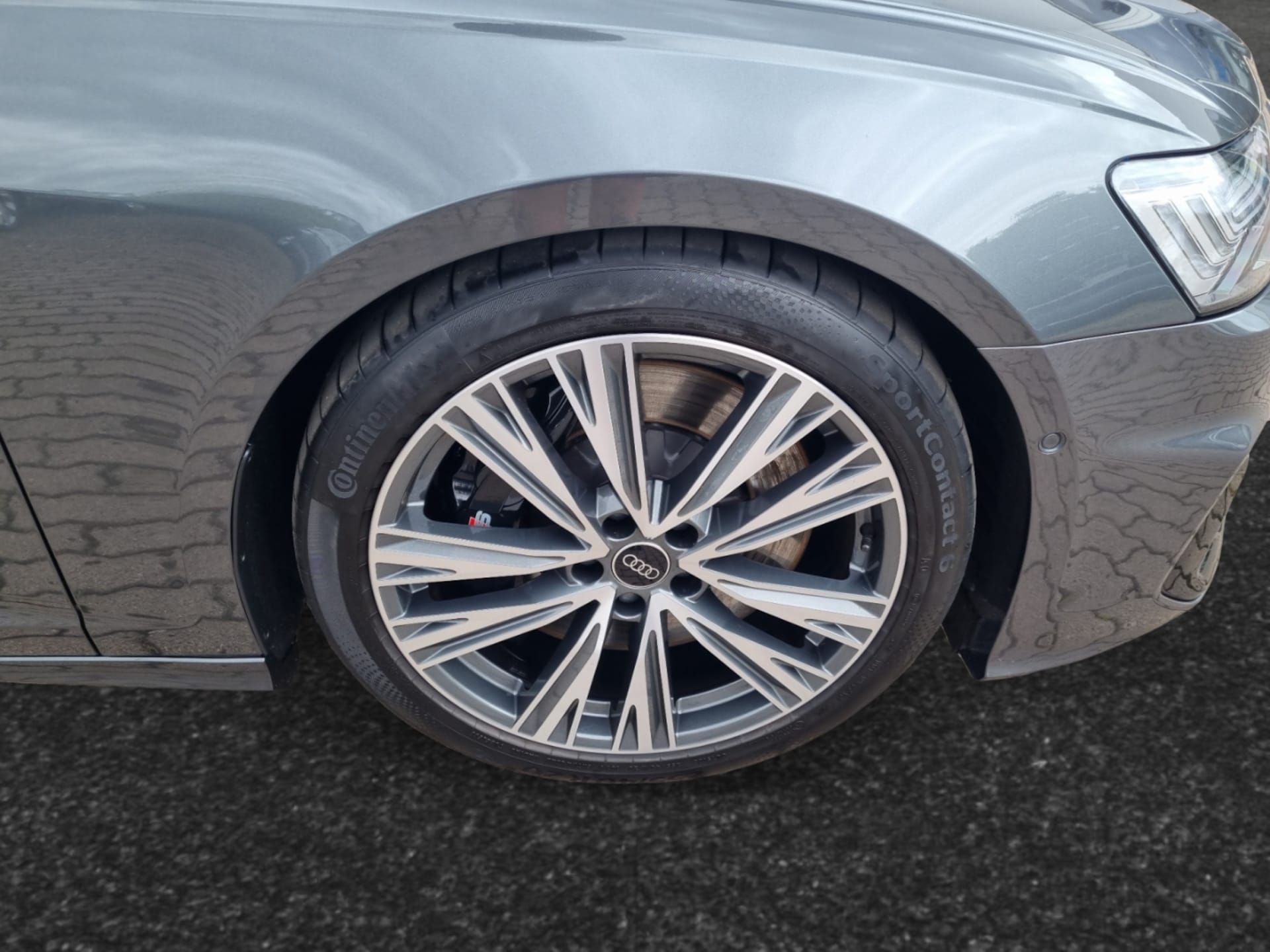Audi S6 Avant