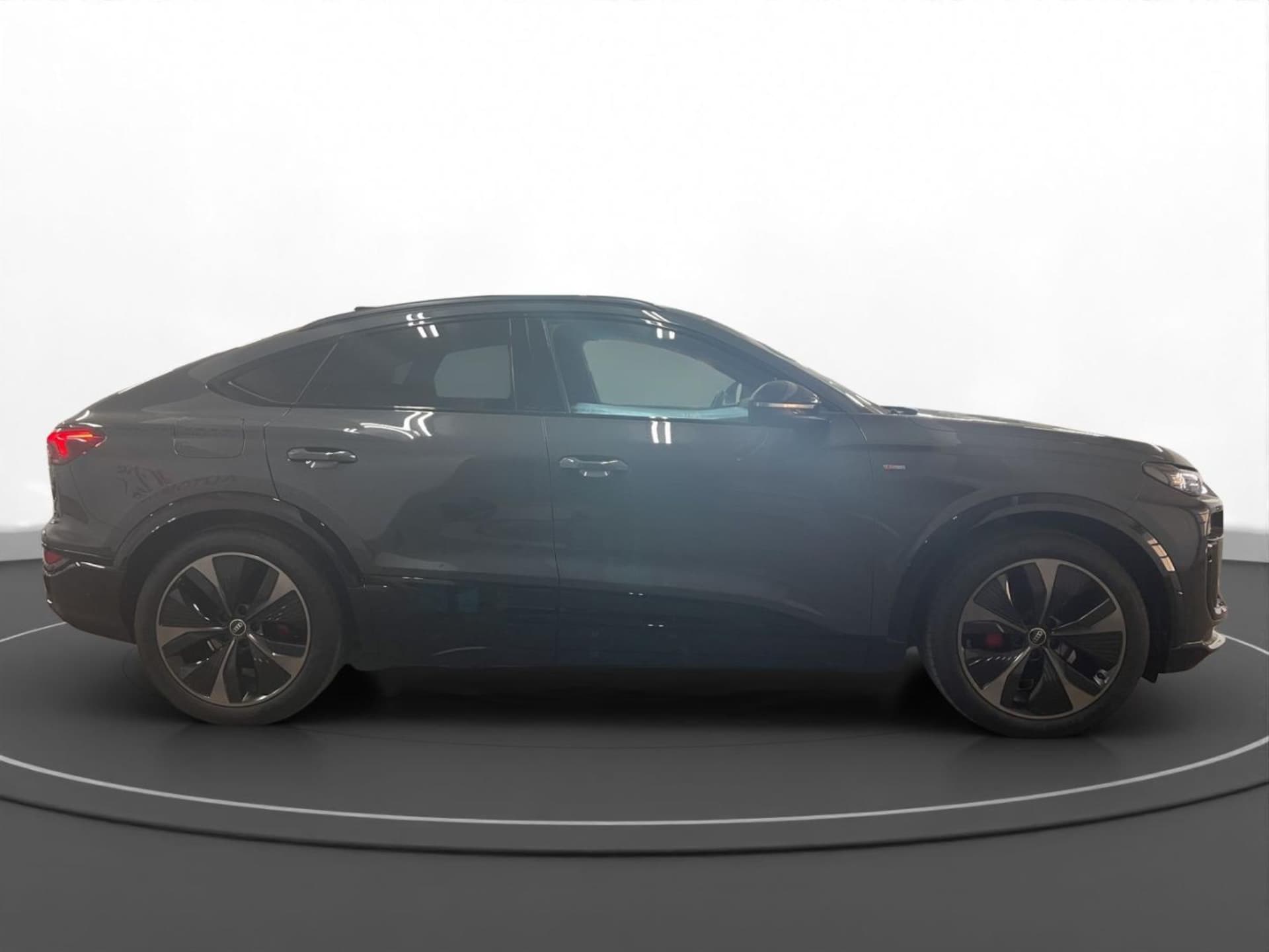 Audi Q6 Sportback e-tron edition one