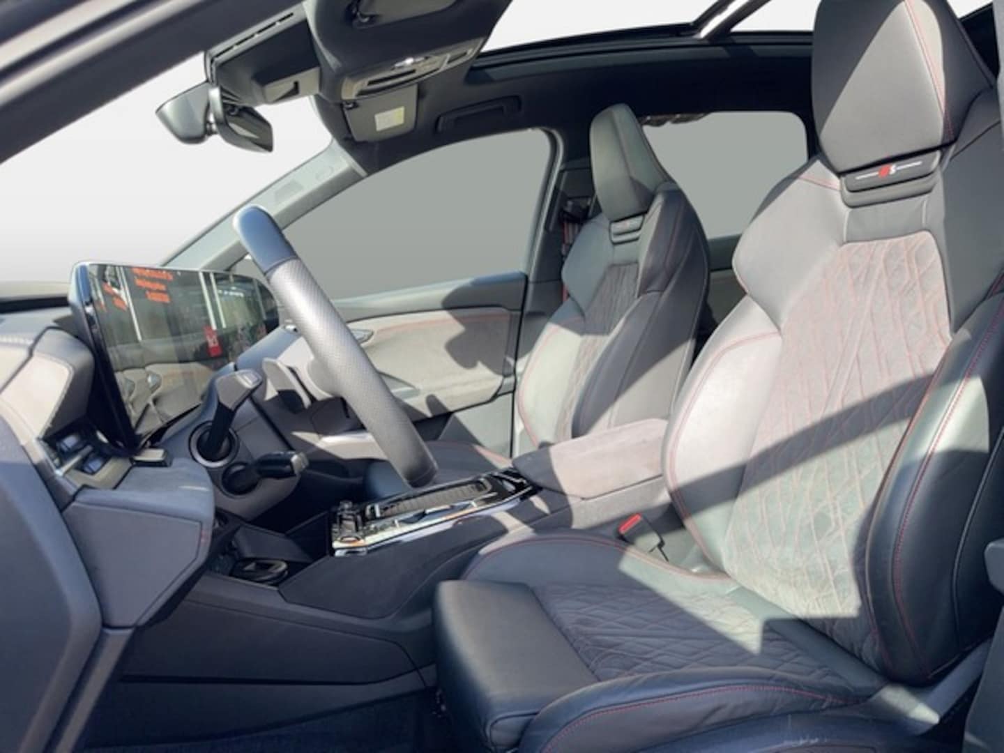 Bild über Audi SQ6 SUV e-tron e-tron quattro - für weitere Informationen kontaktieren Sie den Audi Partner