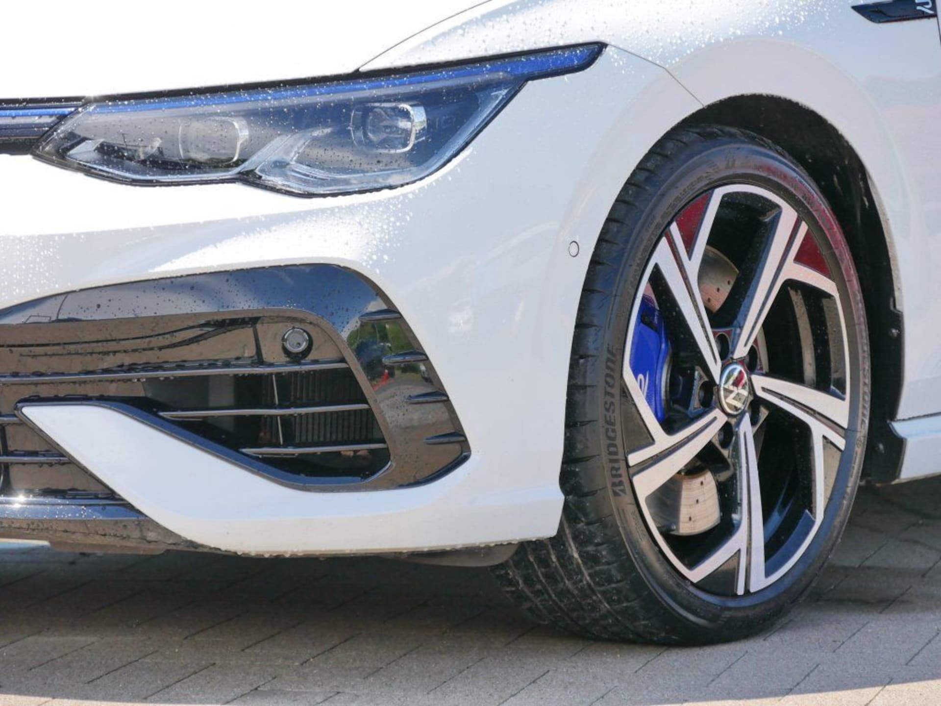 Volkswagen Golf R