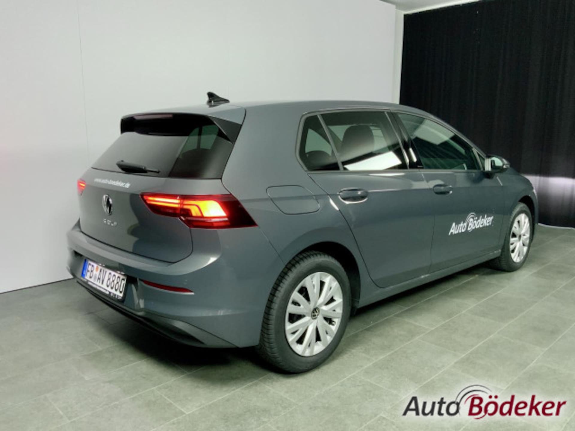 Volkswagen Golf Life