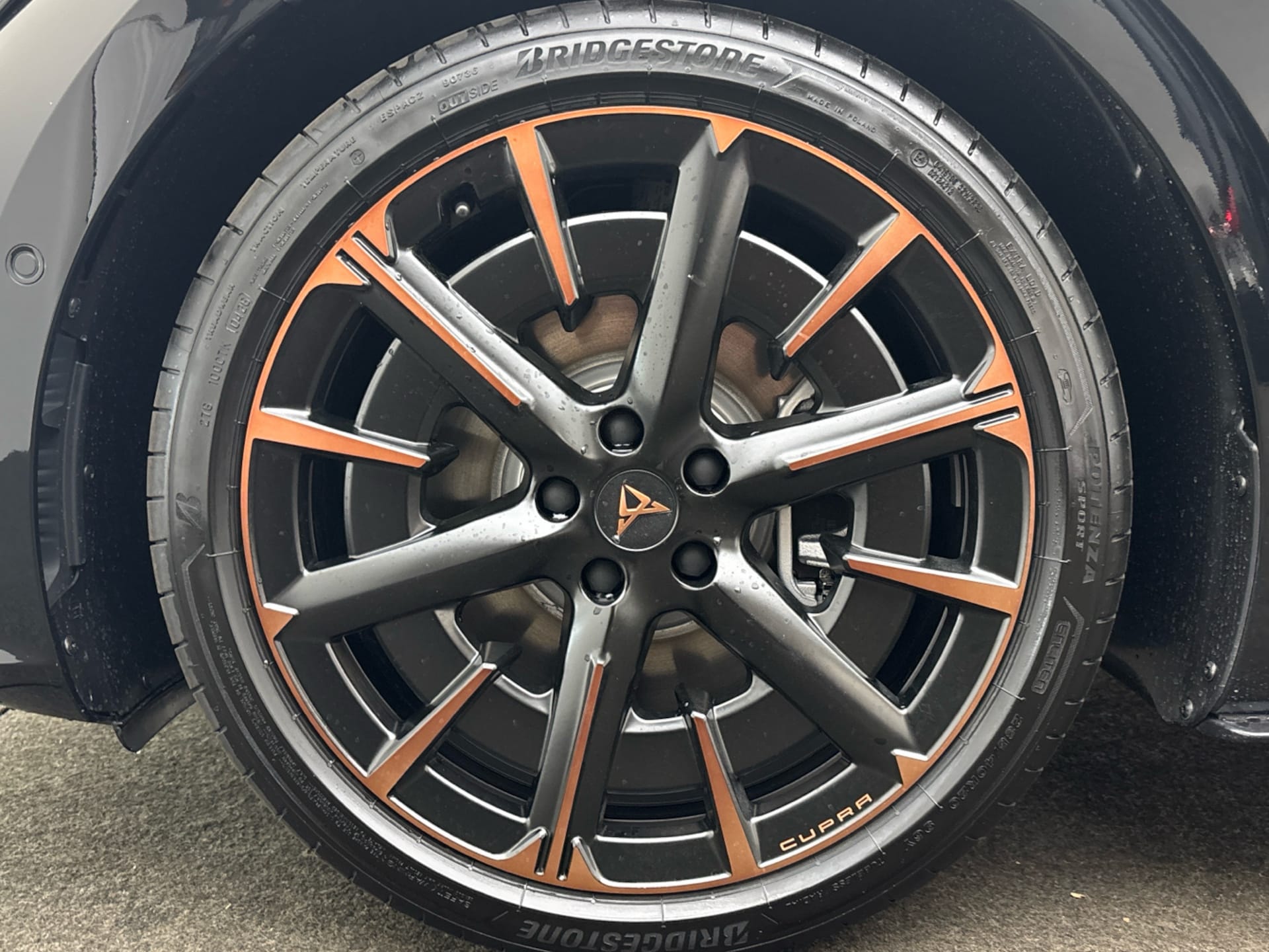 CUPRA Born VZ