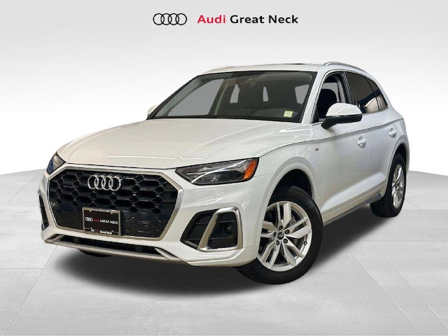 Photo of 2023 Audi Q5