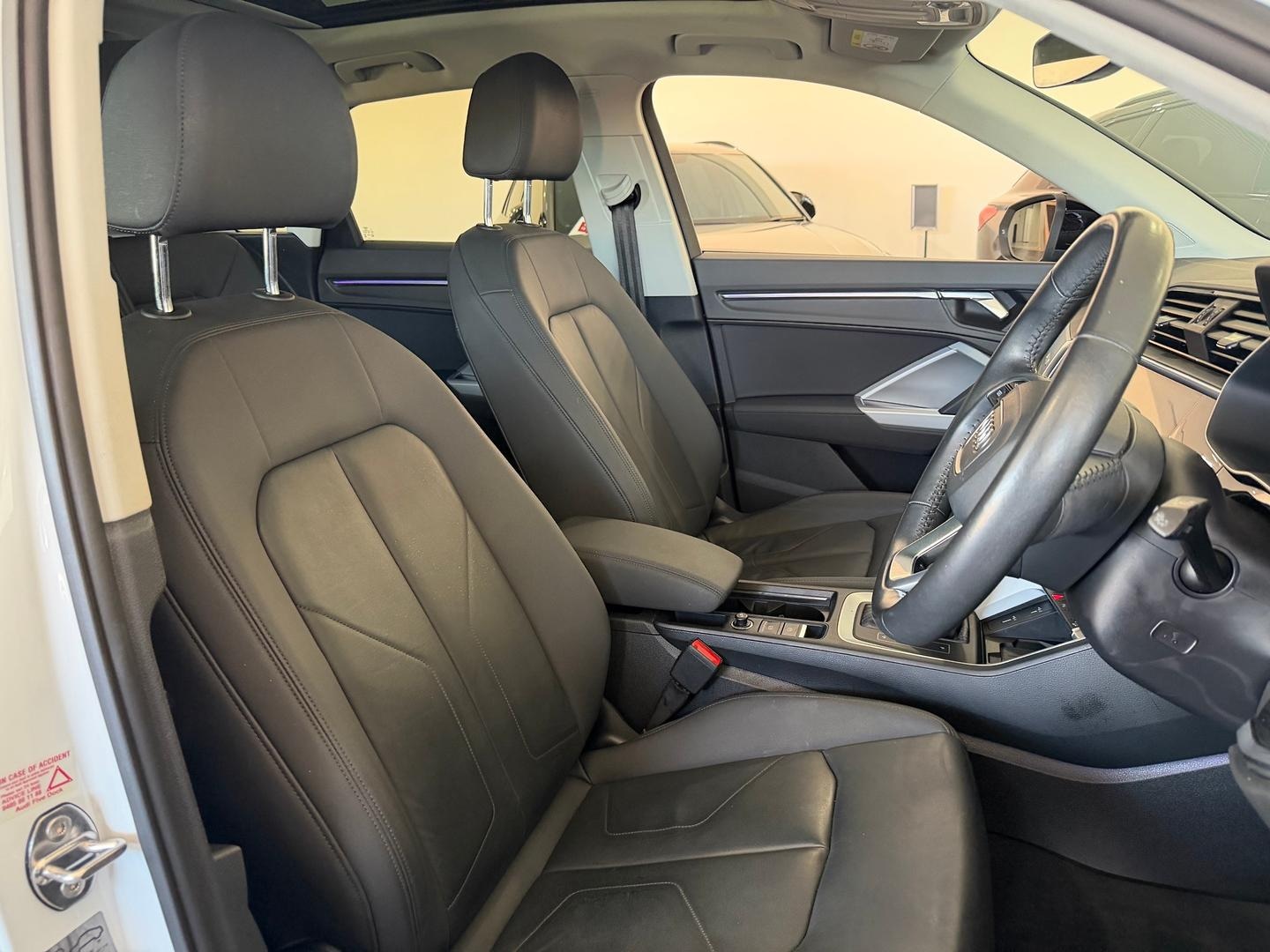 Image about Audi Q3 35 TFSI S tronic