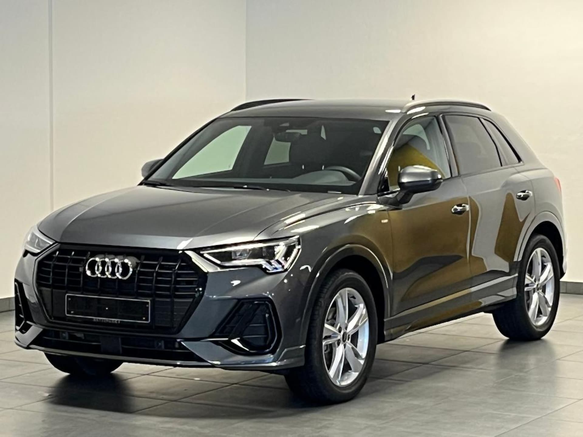 Audi Q3 SUV S line