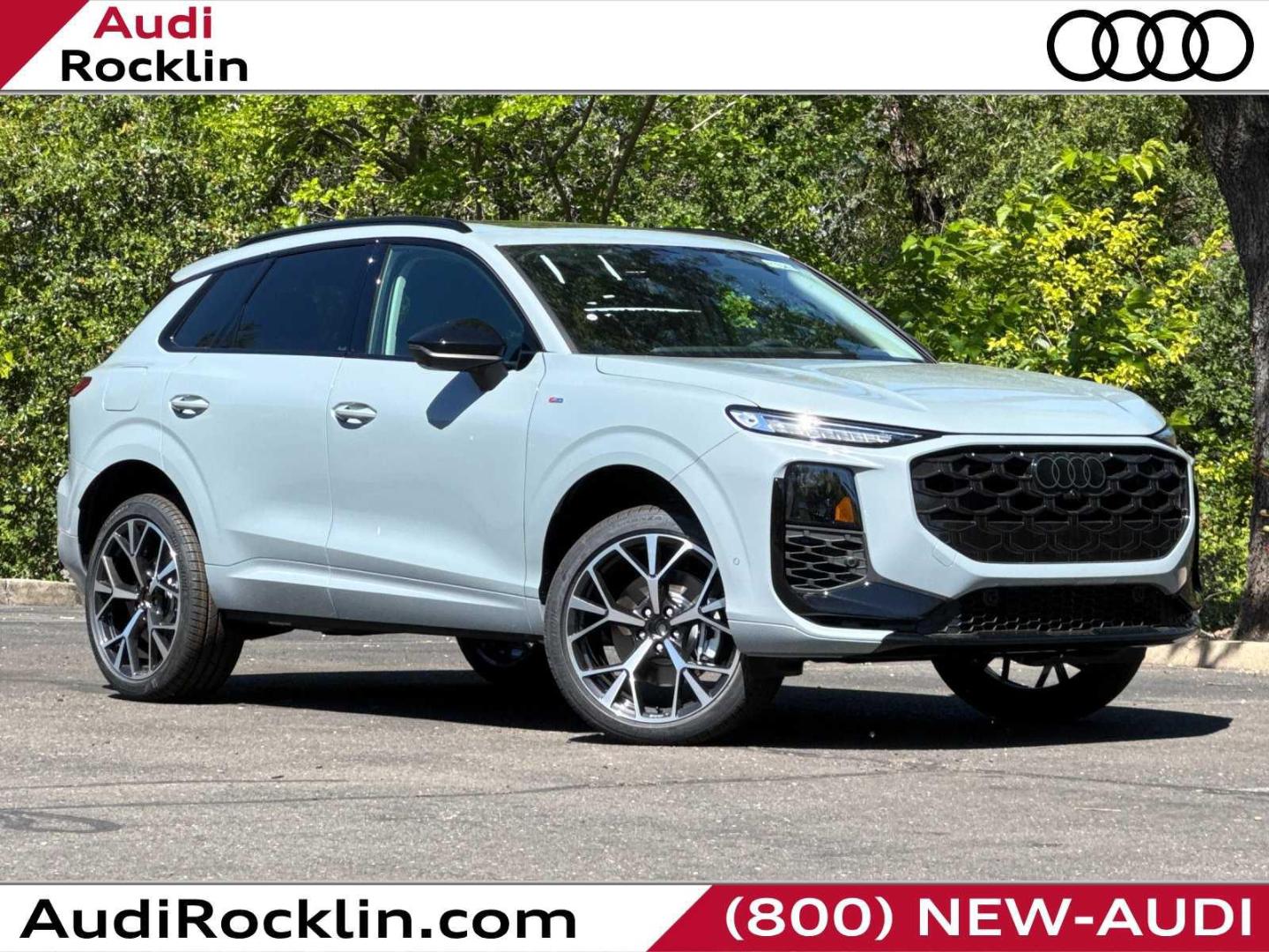 2026 Audi Q3 S line quattro's photo