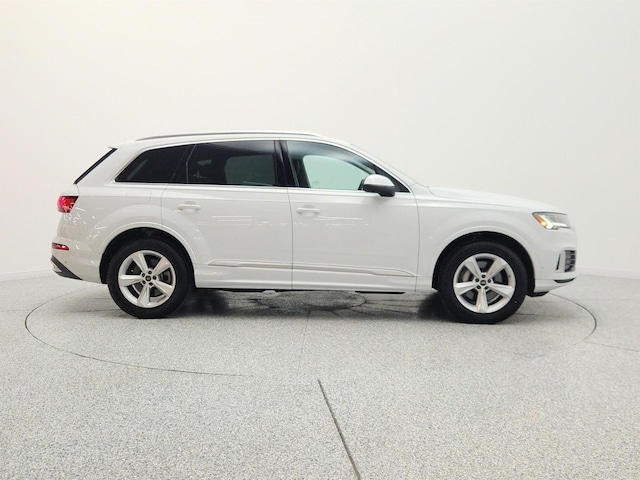 2023 Audi Q7