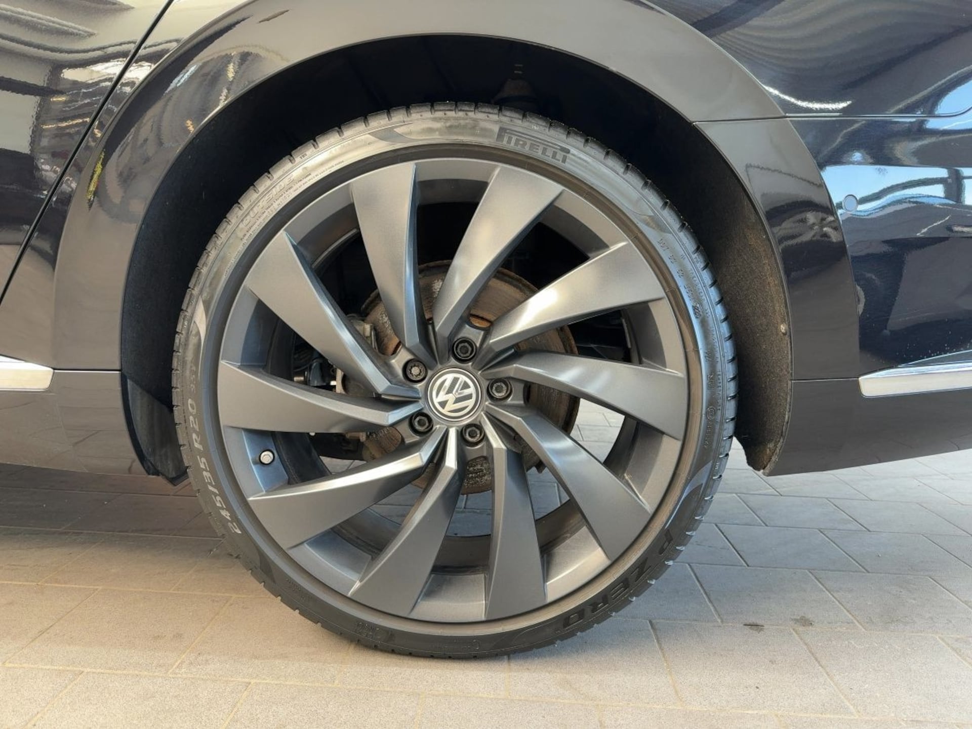 Volkswagen Arteon R-Line