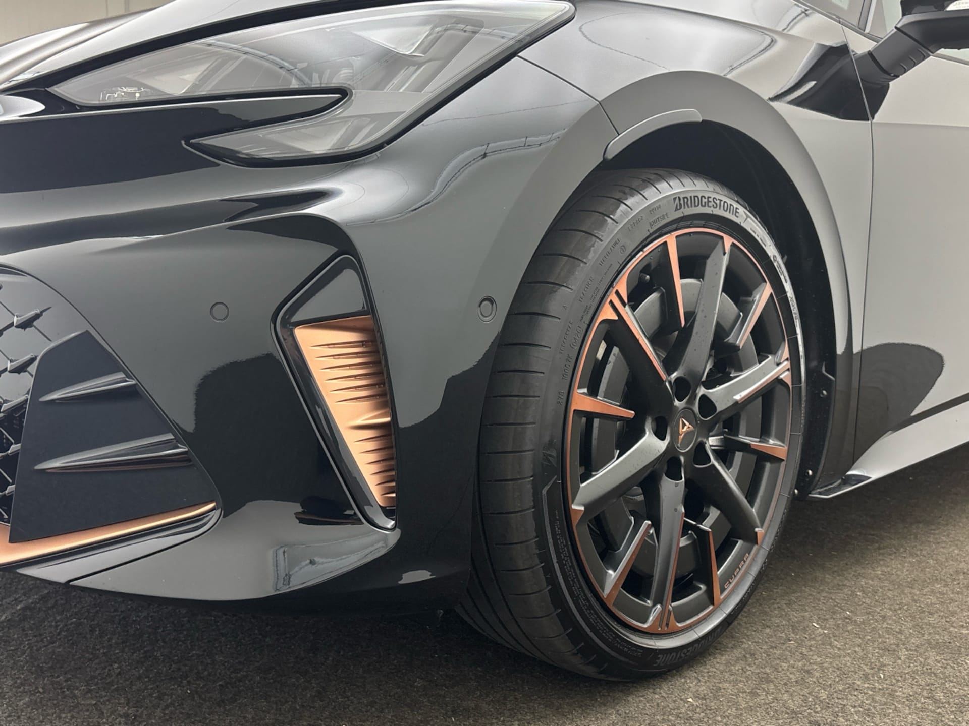 CUPRA Born VZ