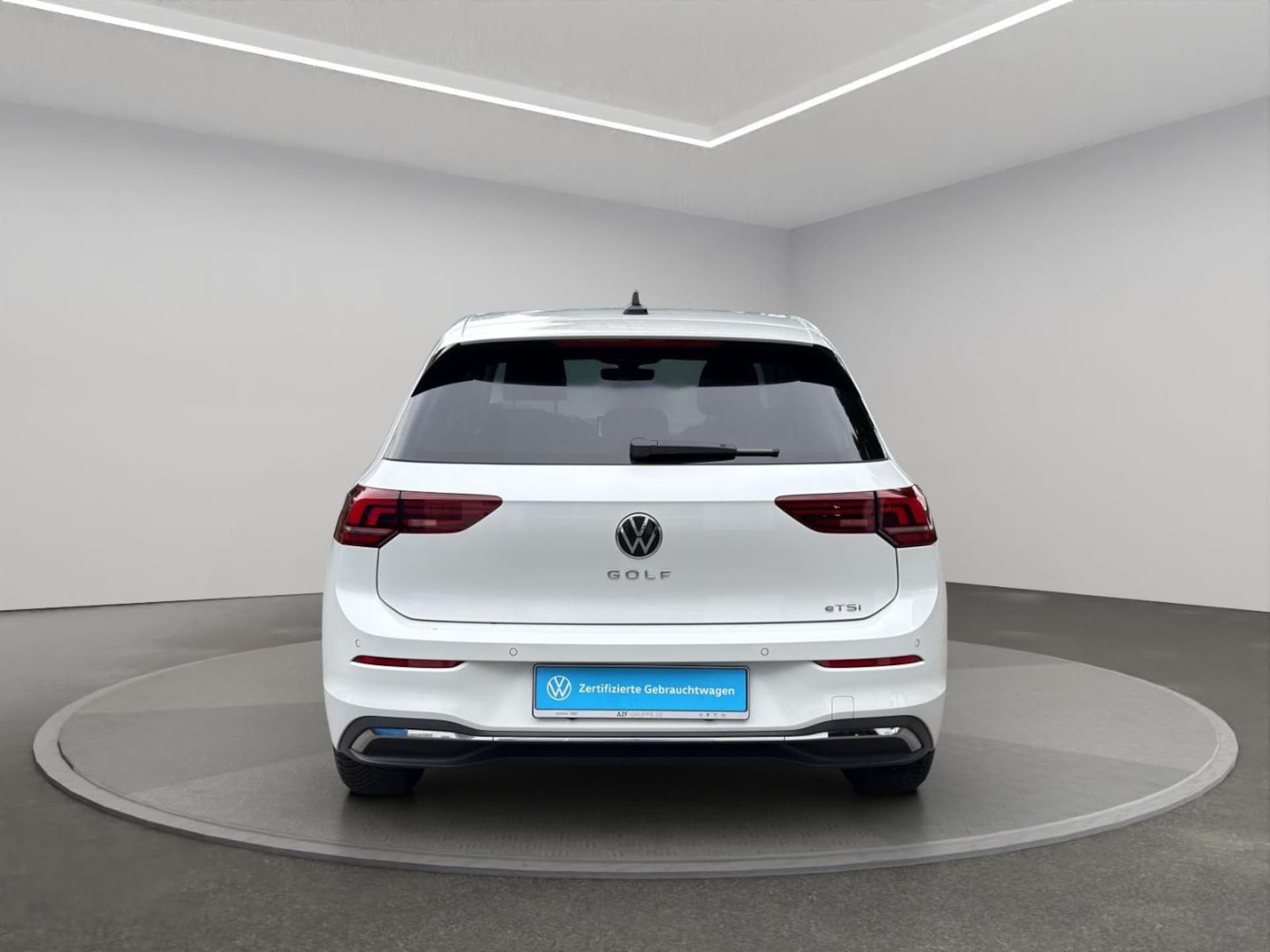 Volkswagen Golf Life